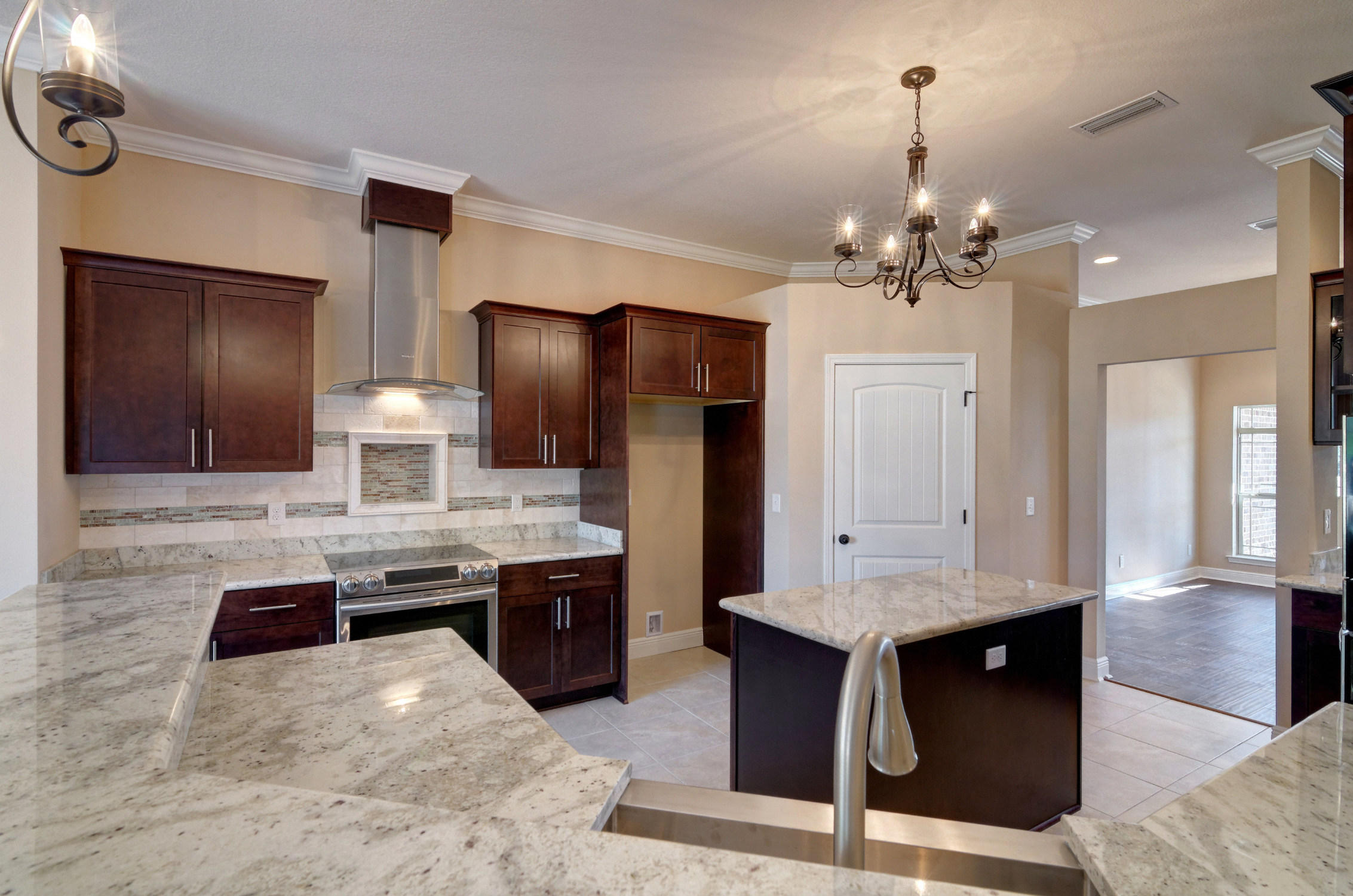 HOLLEY BY THE SEA - Residential