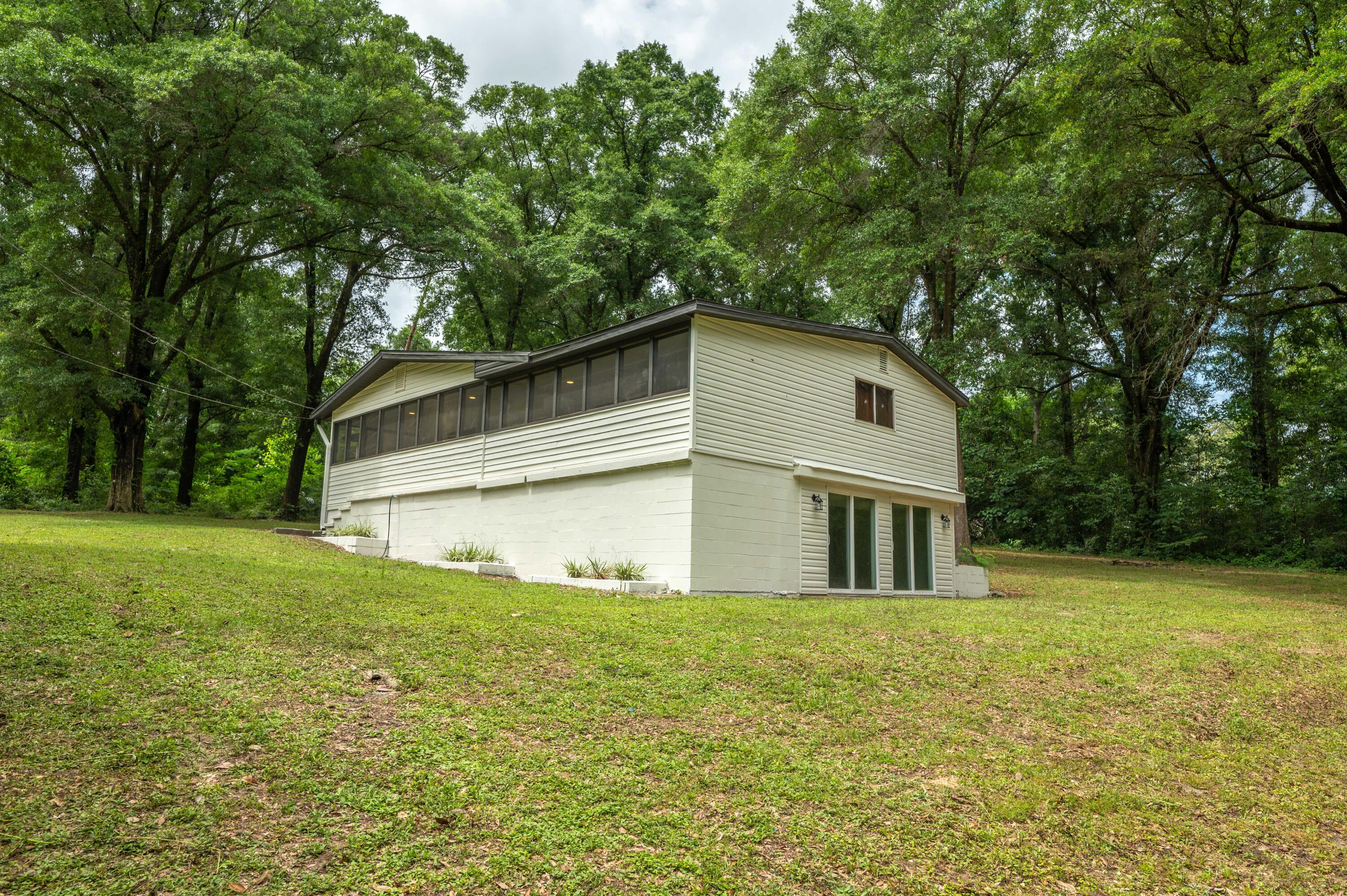 Crestview 32539 - Residential