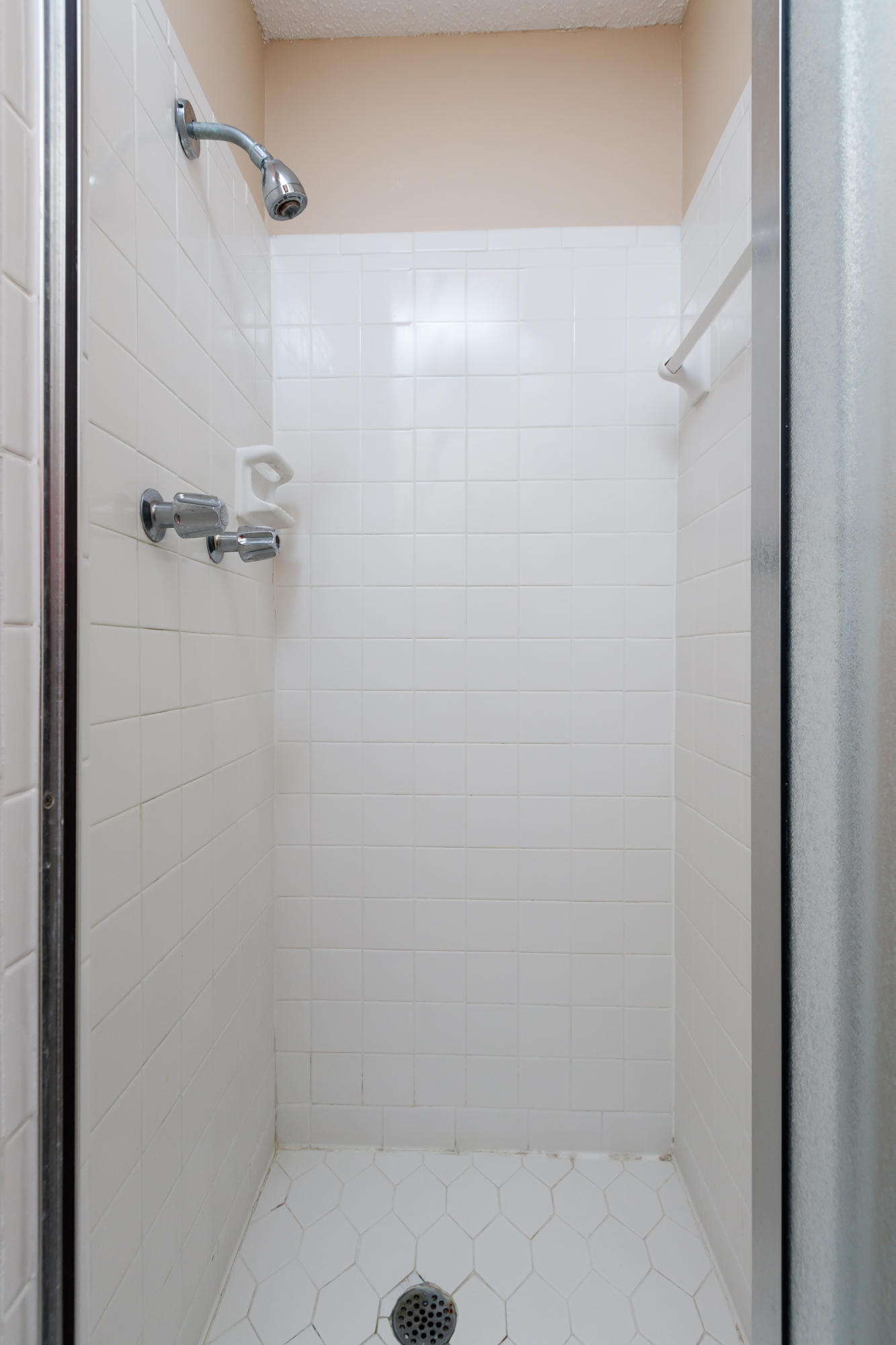 LAKE LORRAINE ESTATES 1 - Residential