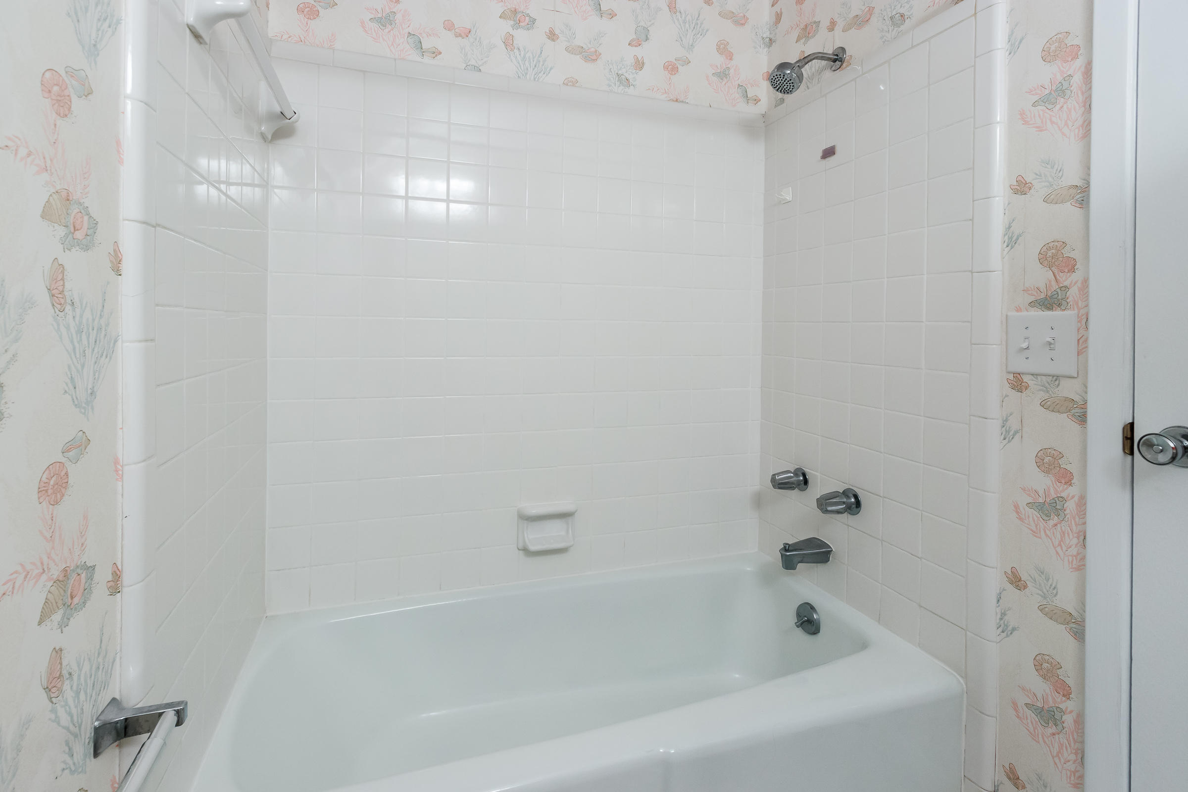 LAKE LORRAINE ESTATES 1 - Residential