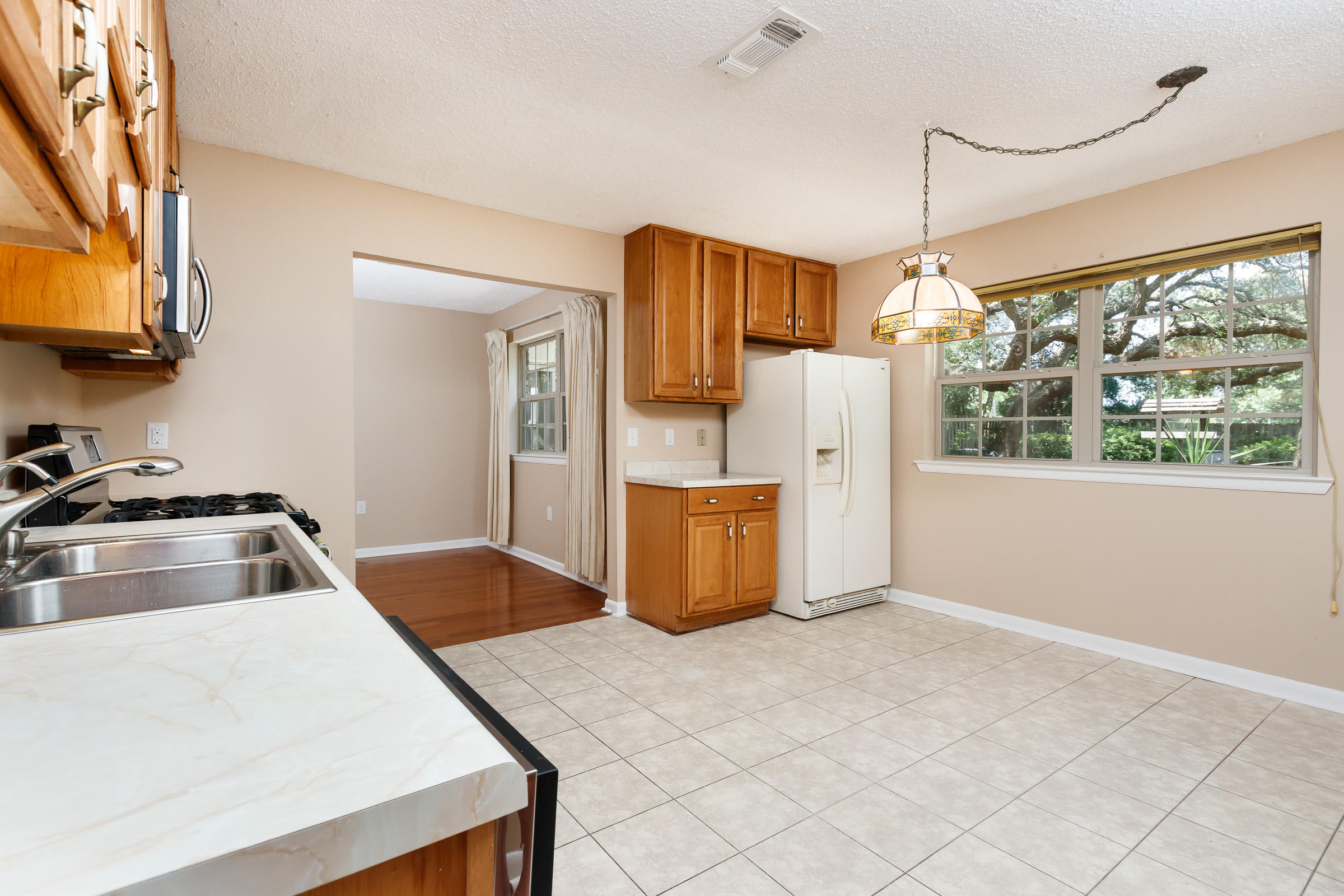 LAKE LORRAINE ESTATES 1 - Residential