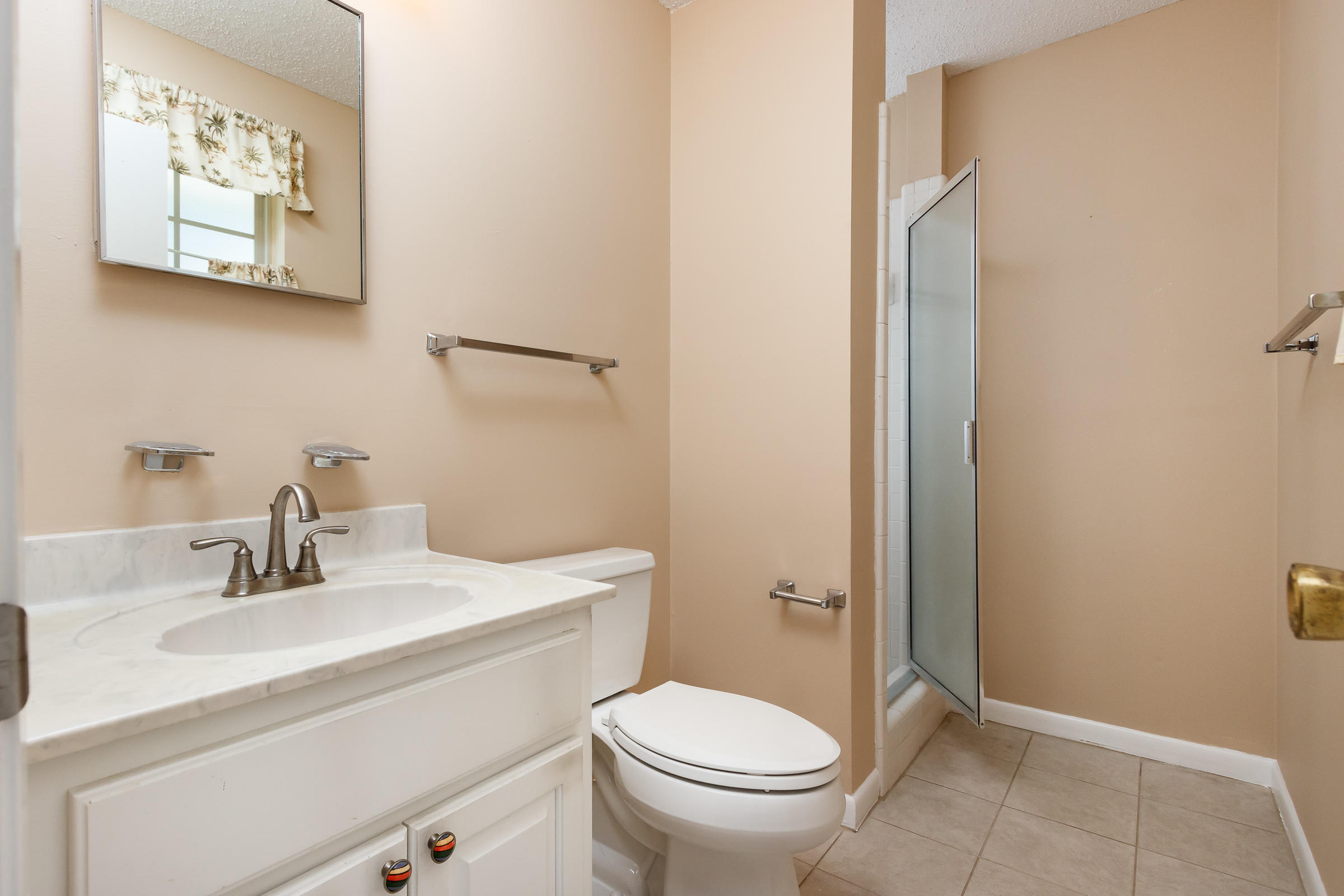 LAKE LORRAINE ESTATES 1 - Residential