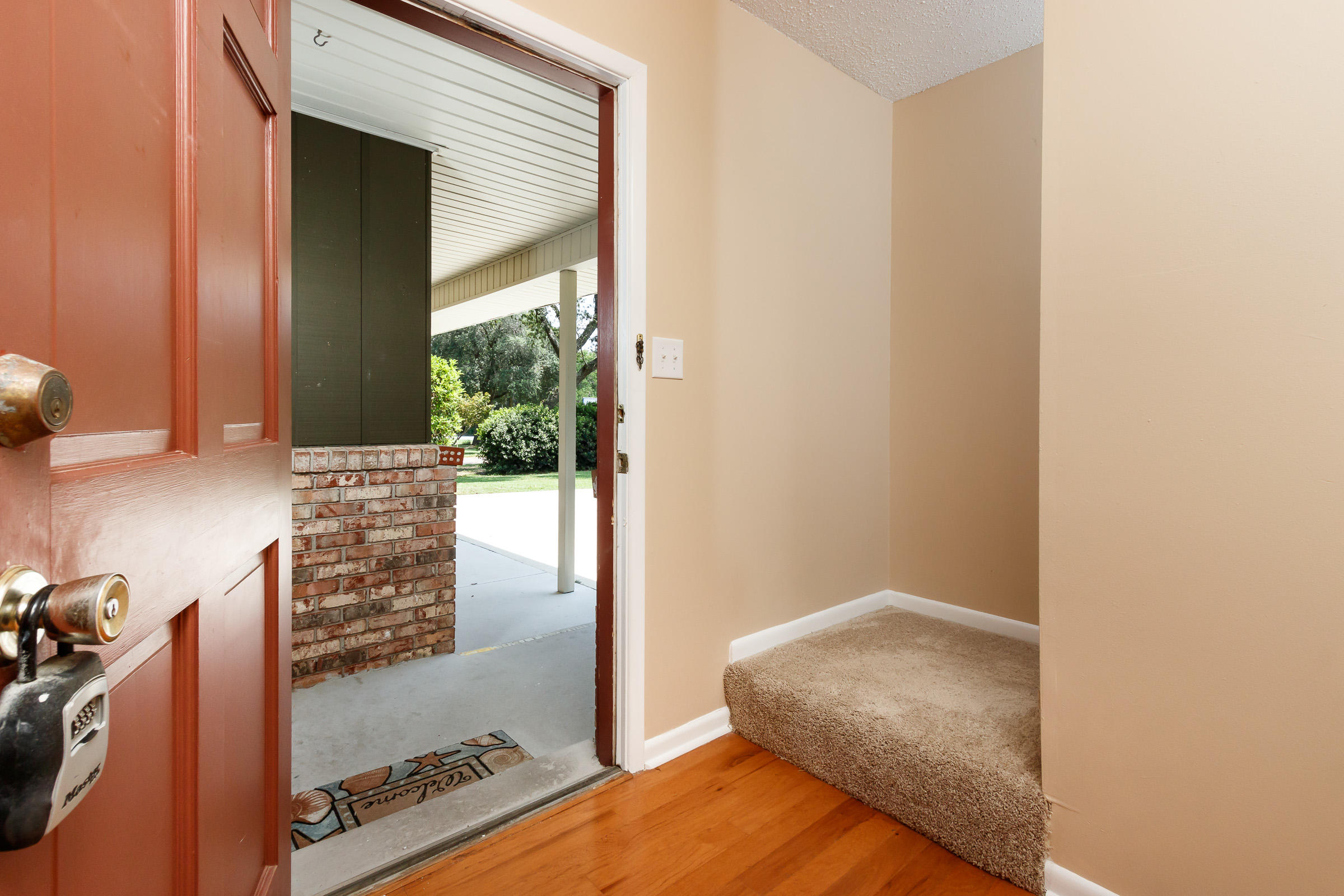 LAKE LORRAINE ESTATES 1 - Residential