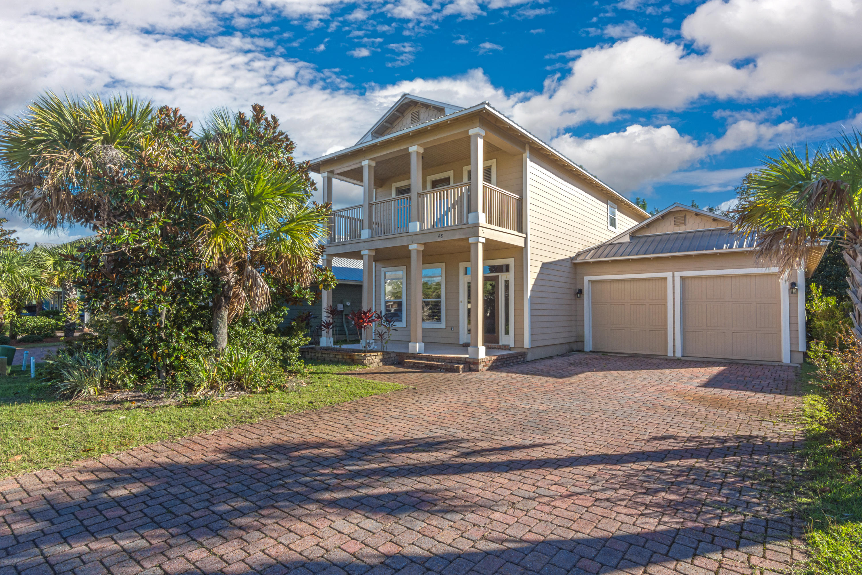 EAGLE BAY - Residential