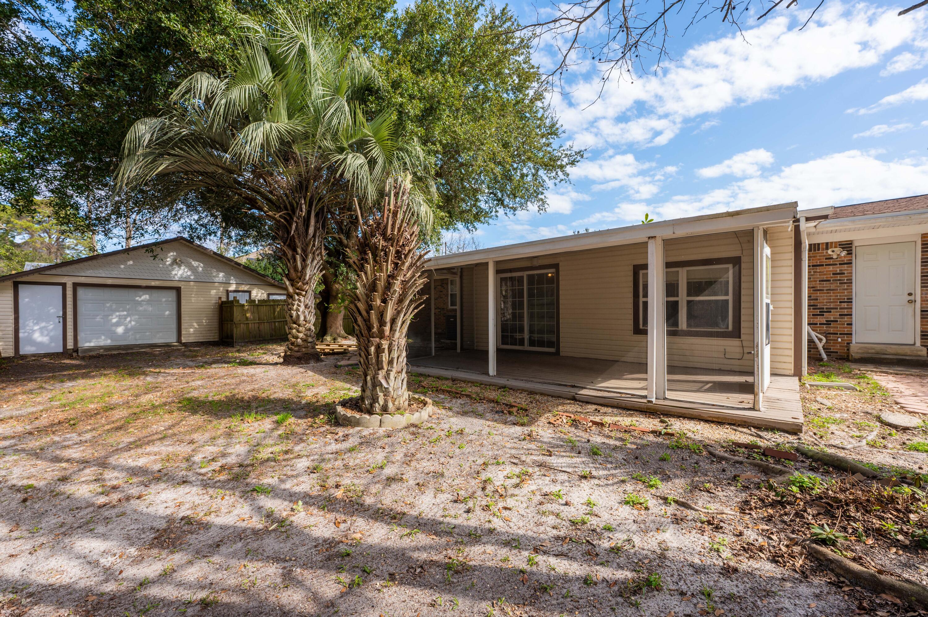 NO RECORDED SUBDIVISION - Residential