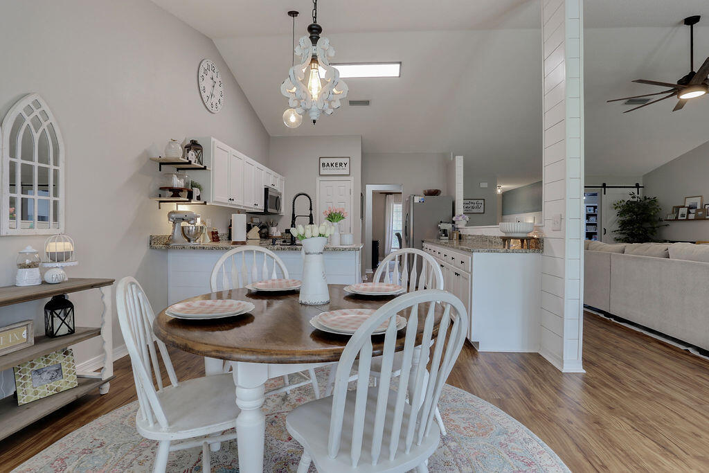 ALICIA PLACE - Residential