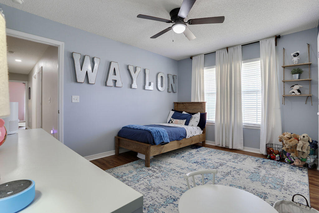 ALICIA PLACE - Residential