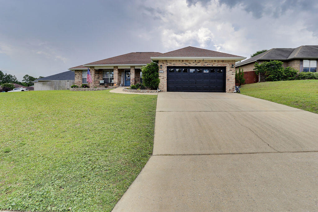 ALICIA PLACE - Residential