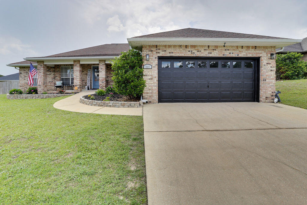 ALICIA PLACE - Residential