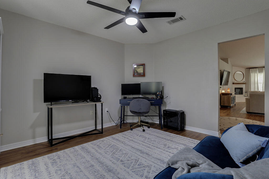 ALICIA PLACE - Residential