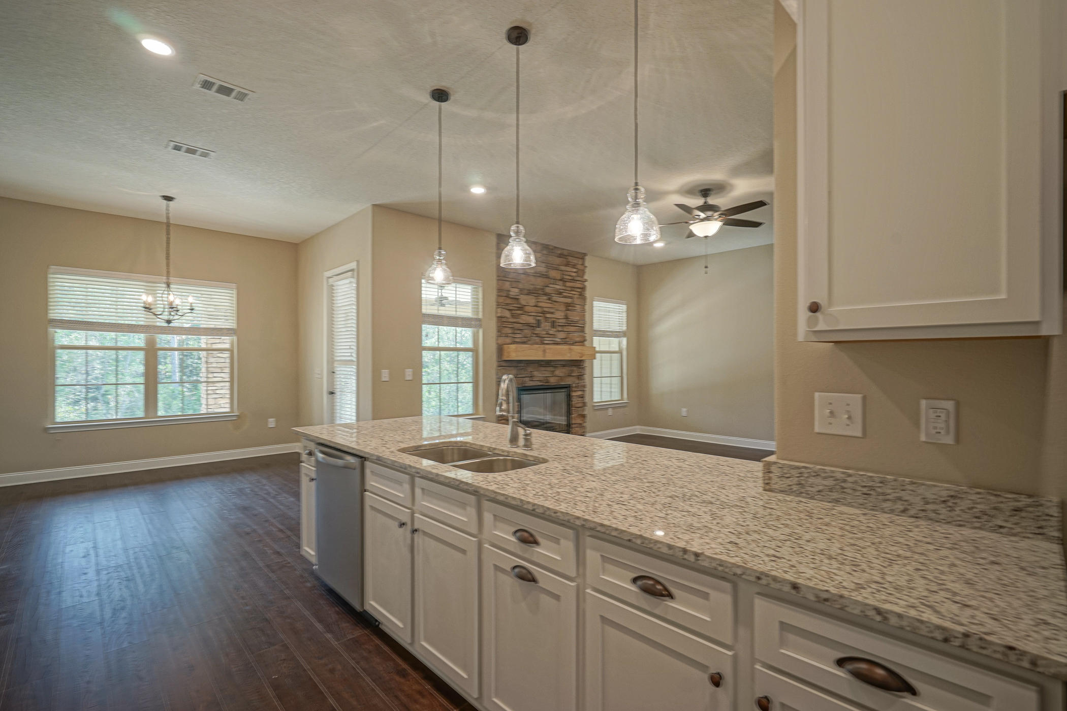 TIMBERLAND RIDGE - Residential