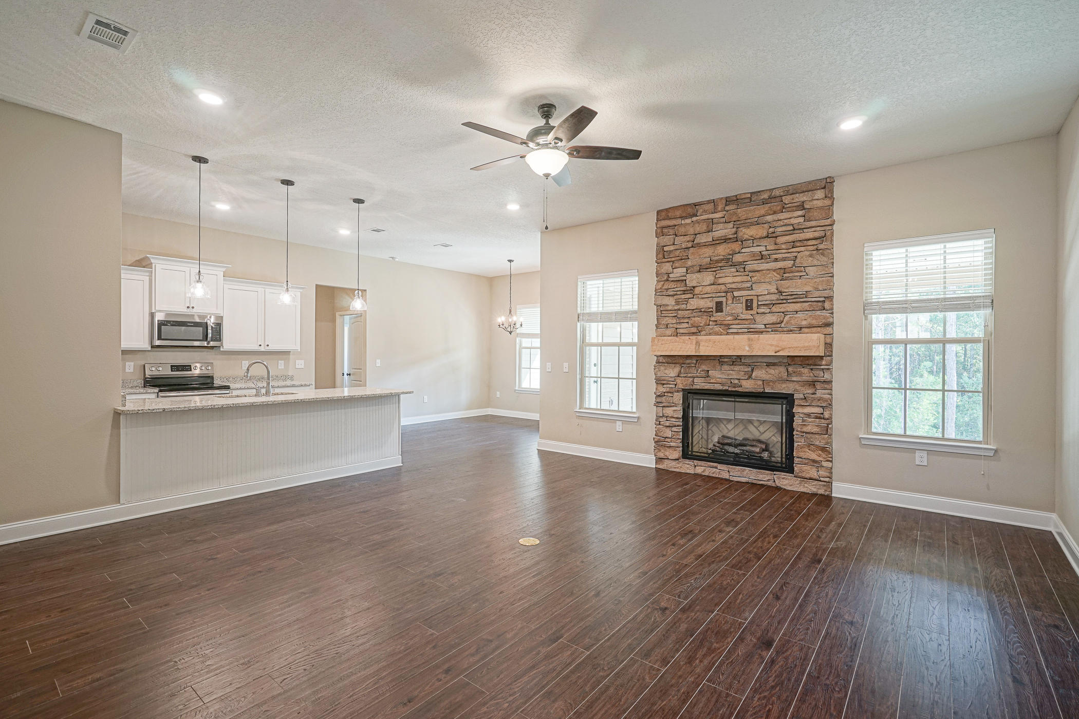 TIMBERLAND RIDGE - Residential