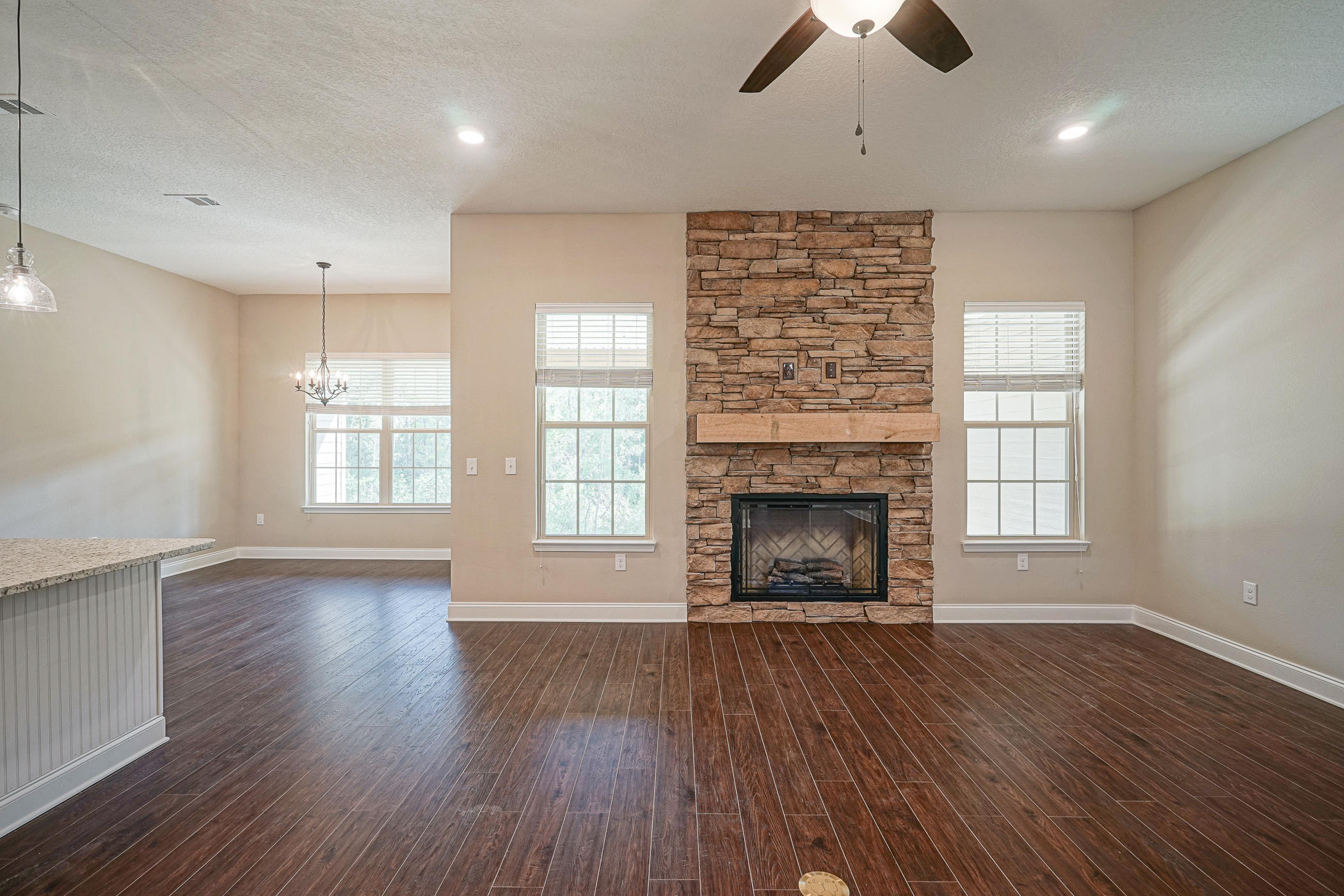 TIMBERLAND RIDGE - Residential