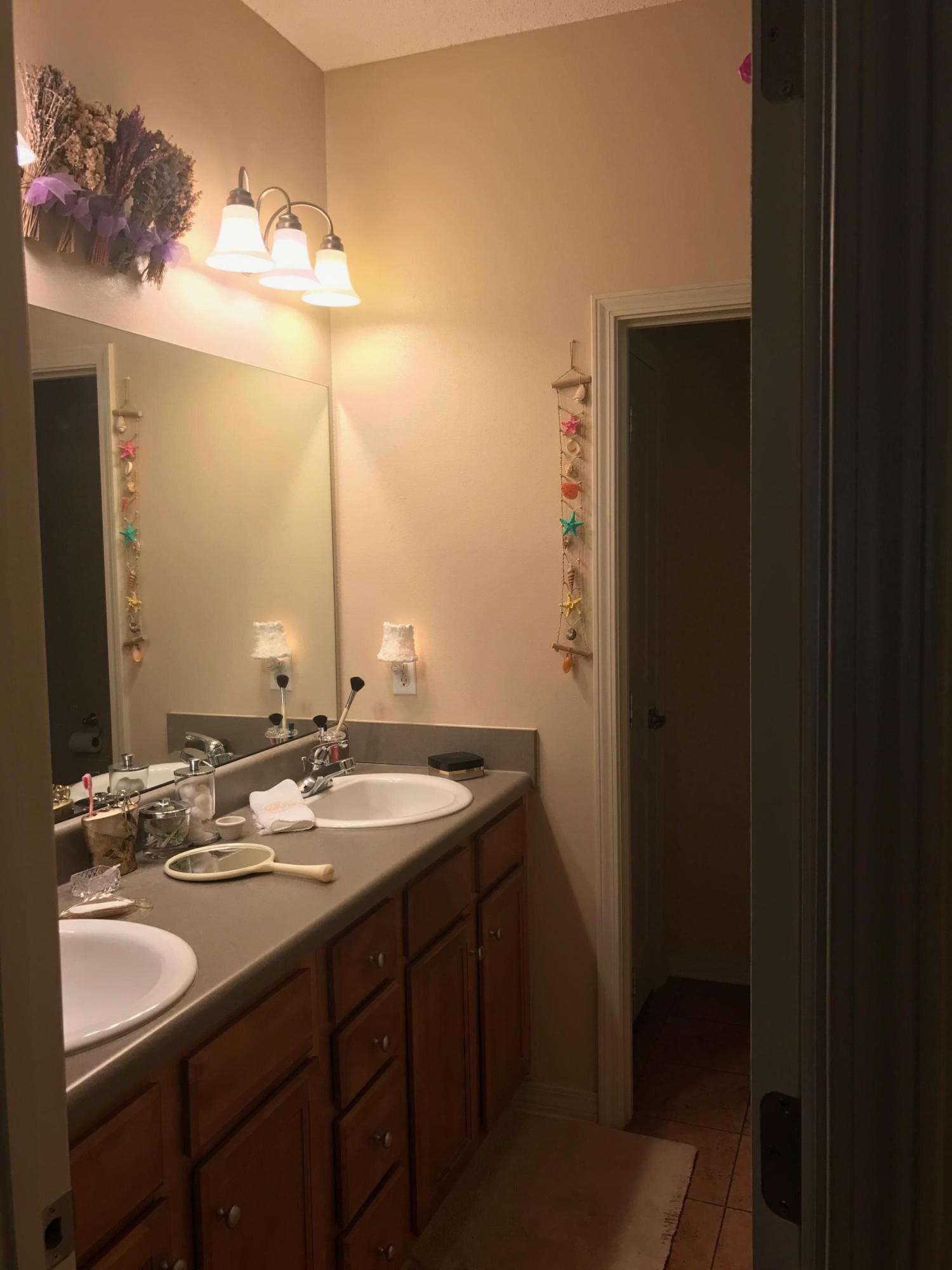 HUNTERS' RIDGE - Residential