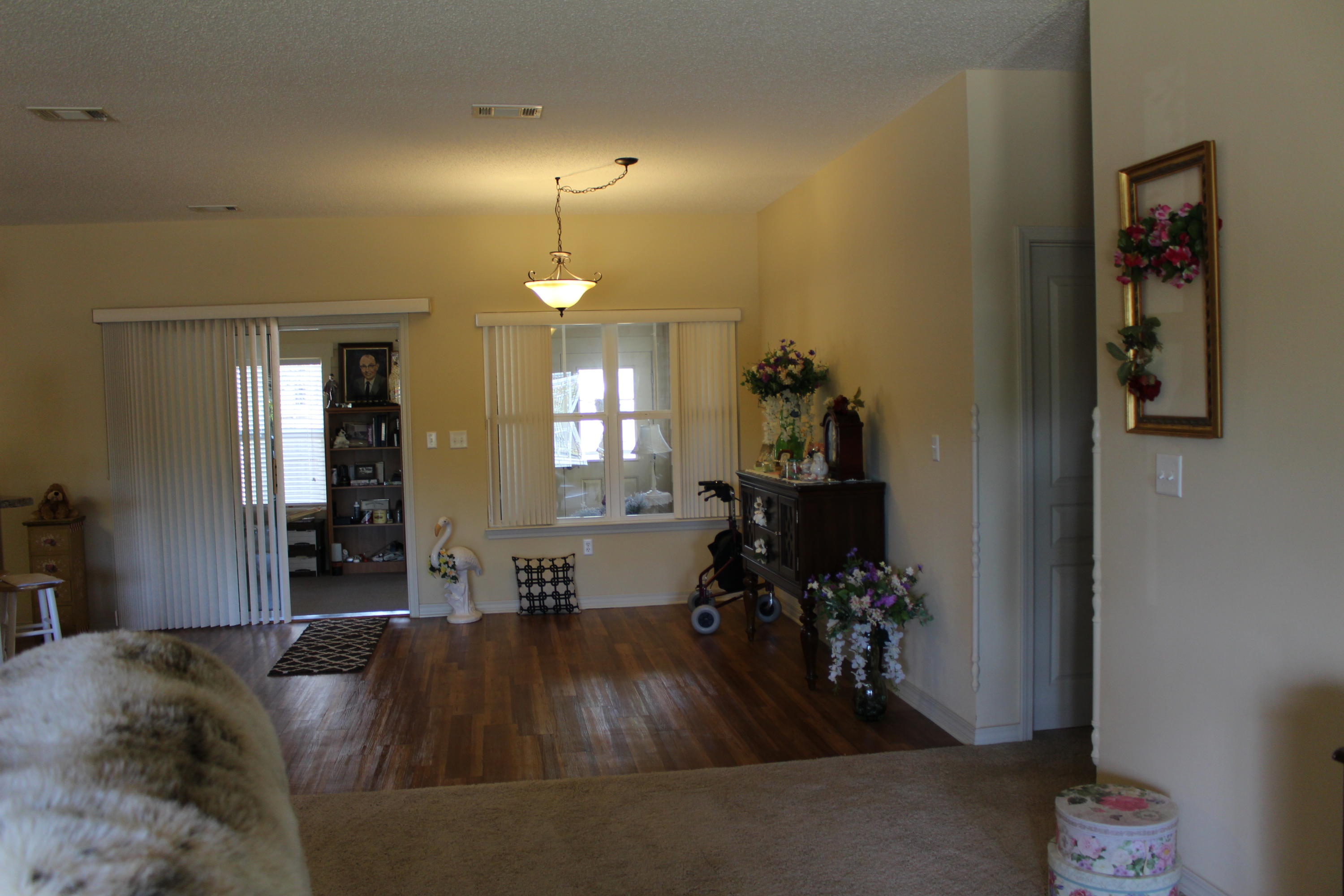 HUNTERS' RIDGE - Residential