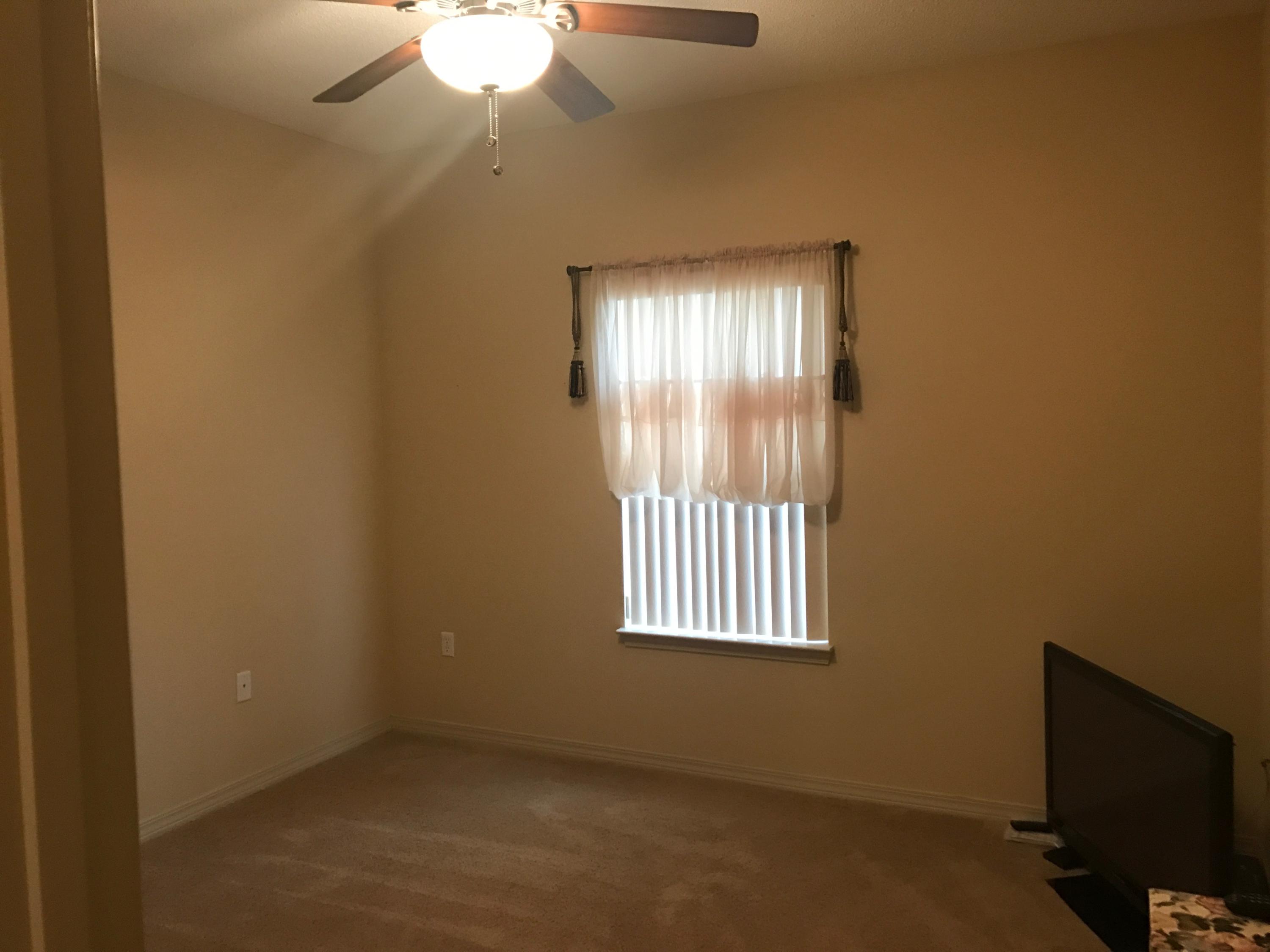 HUNTERS' RIDGE - Residential