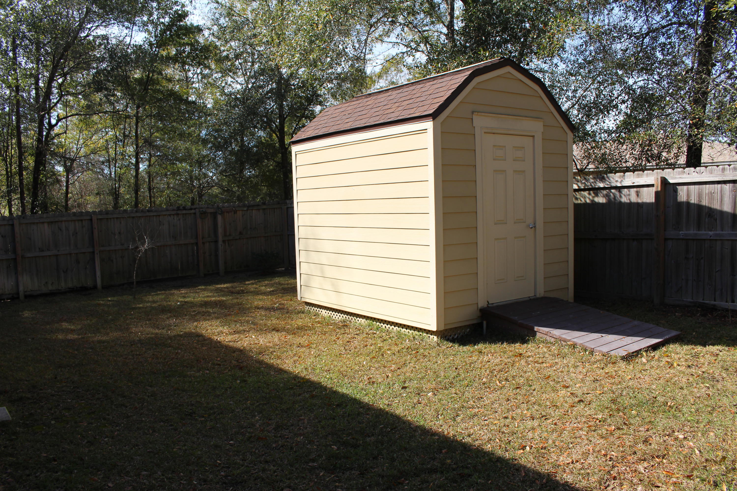 HUNTERS' RIDGE - Residential