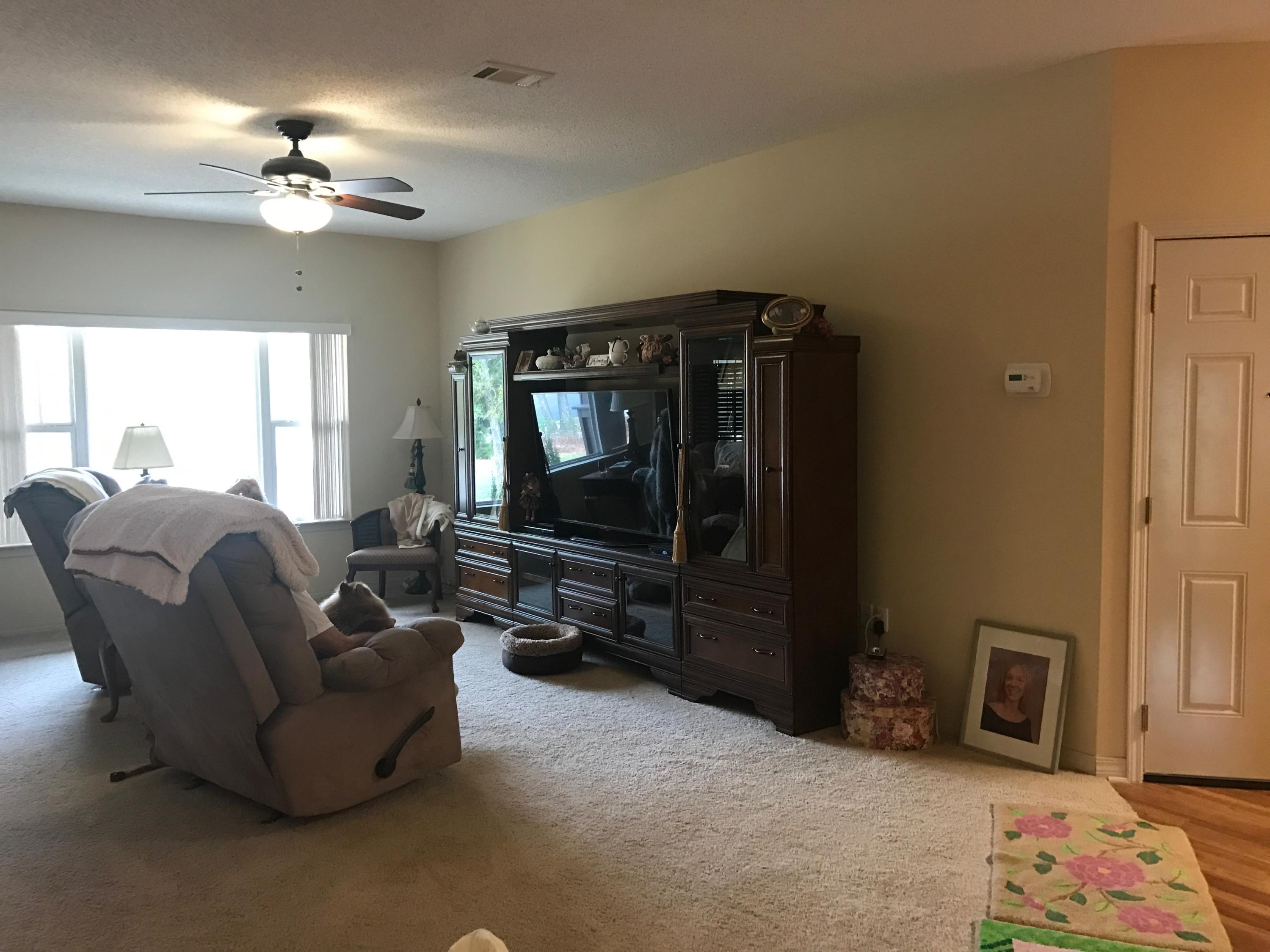 HUNTERS' RIDGE - Residential