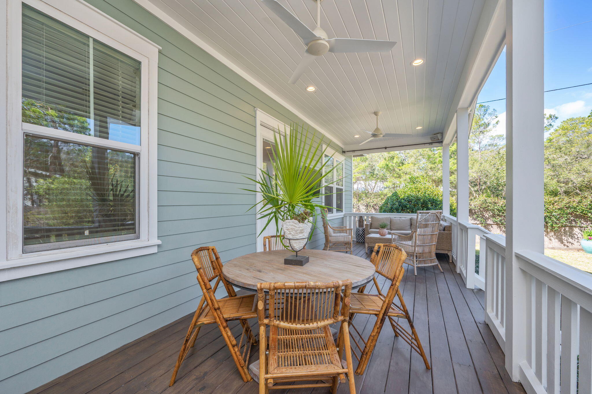 MAGNOLIA BEACH - Residential