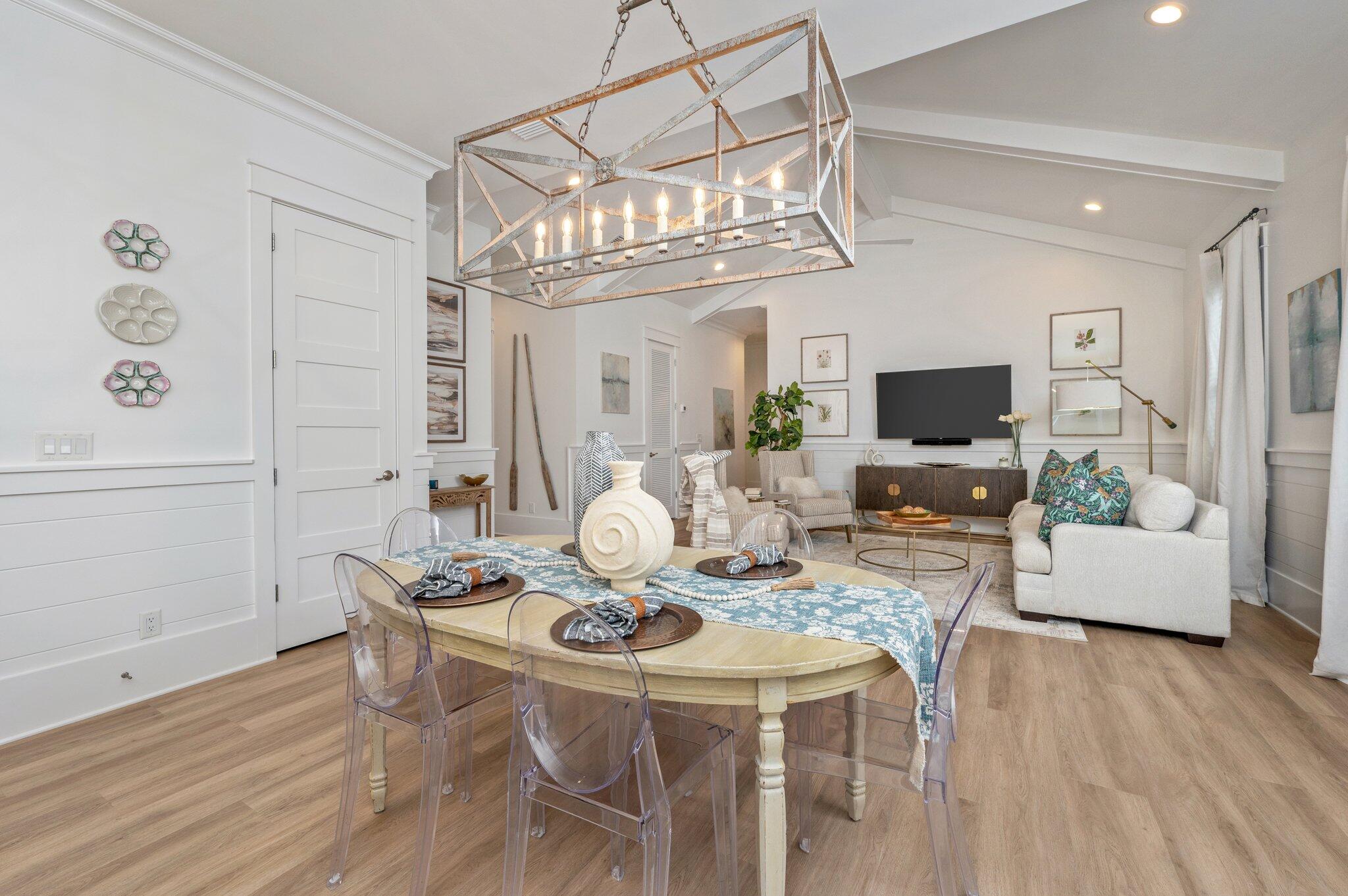 MAGNOLIA BEACH - Residential