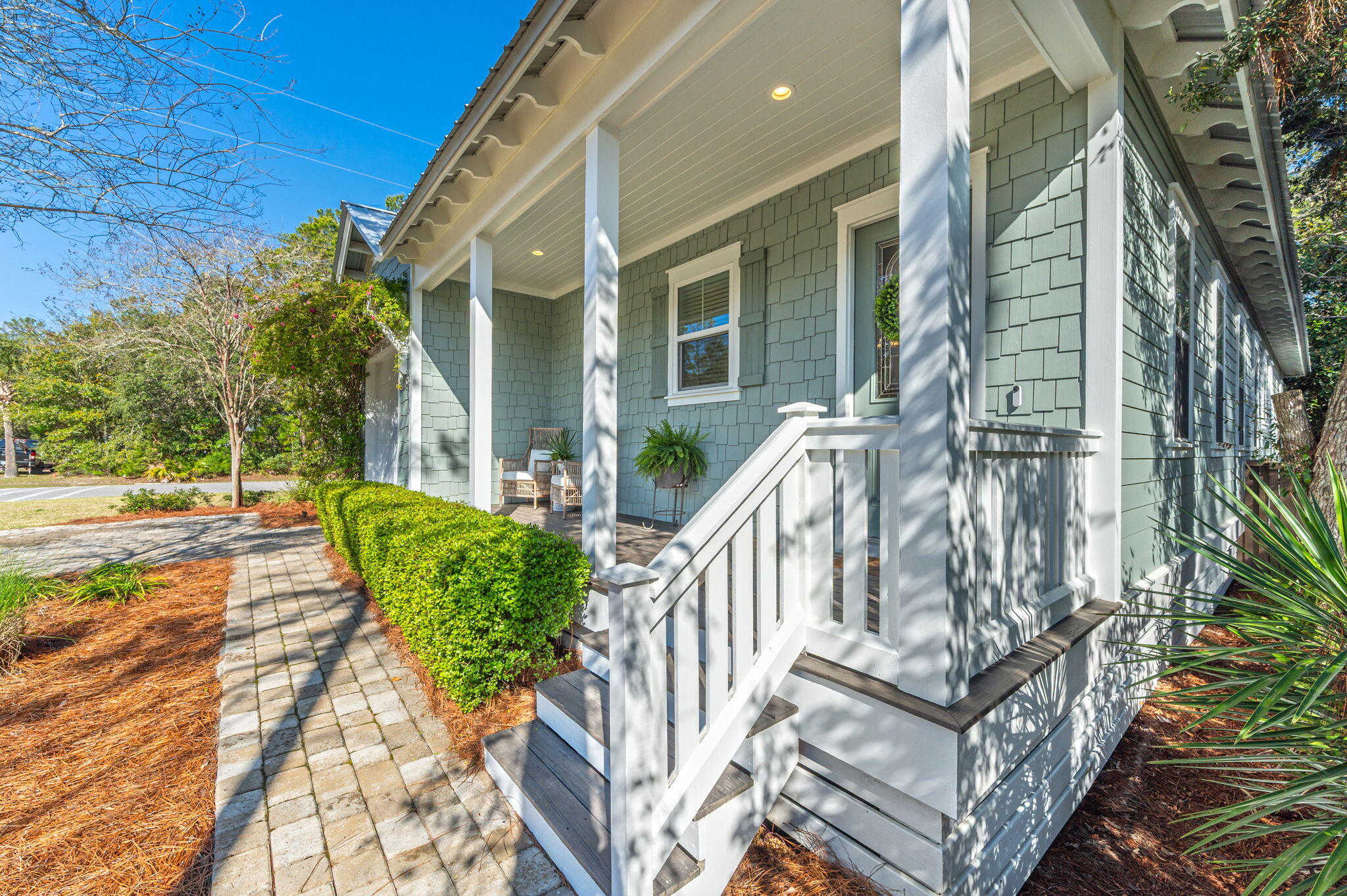 MAGNOLIA BEACH - Residential