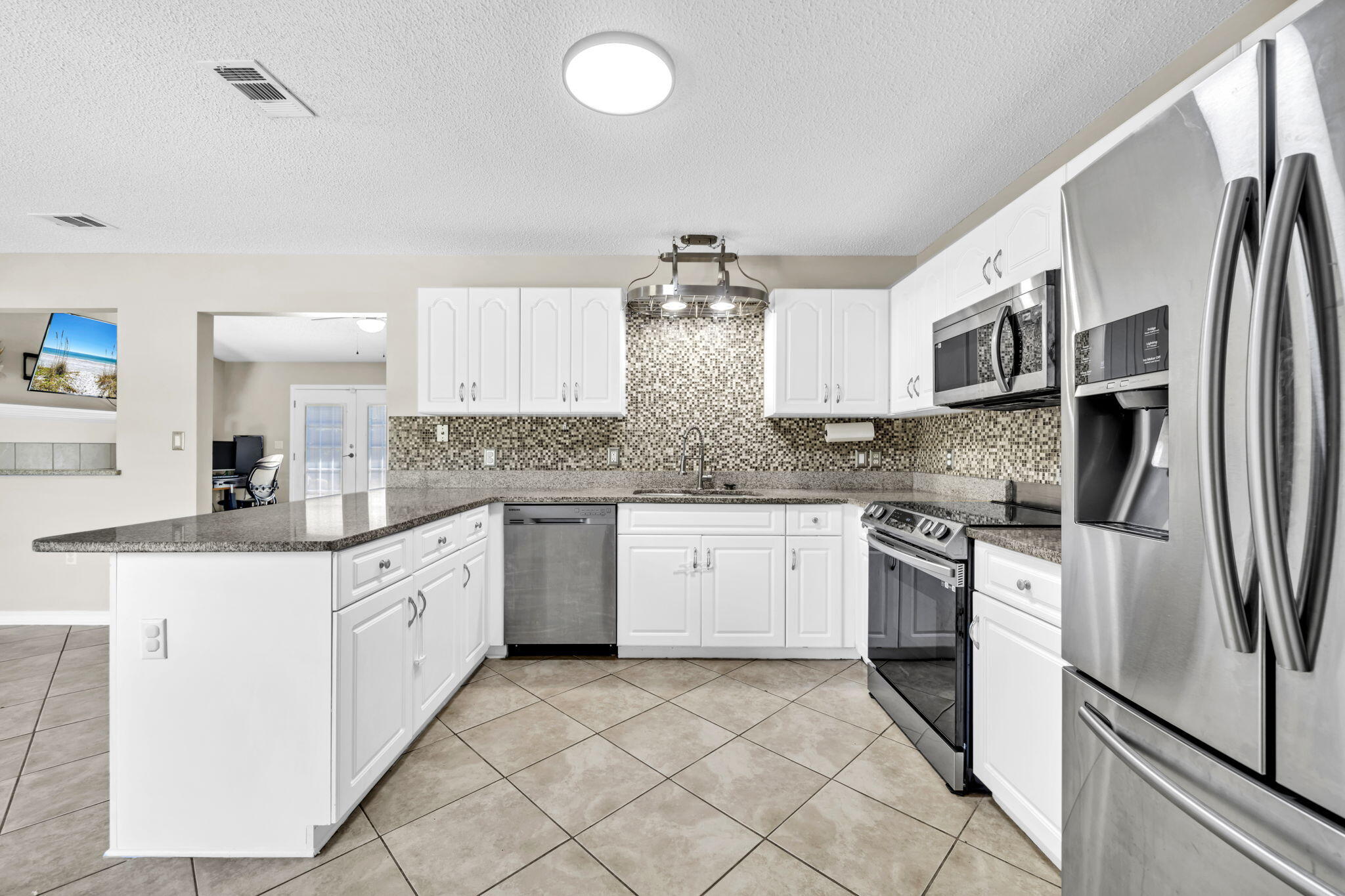 NORTHVIEW ESTATES 7TH ADDN - Residential