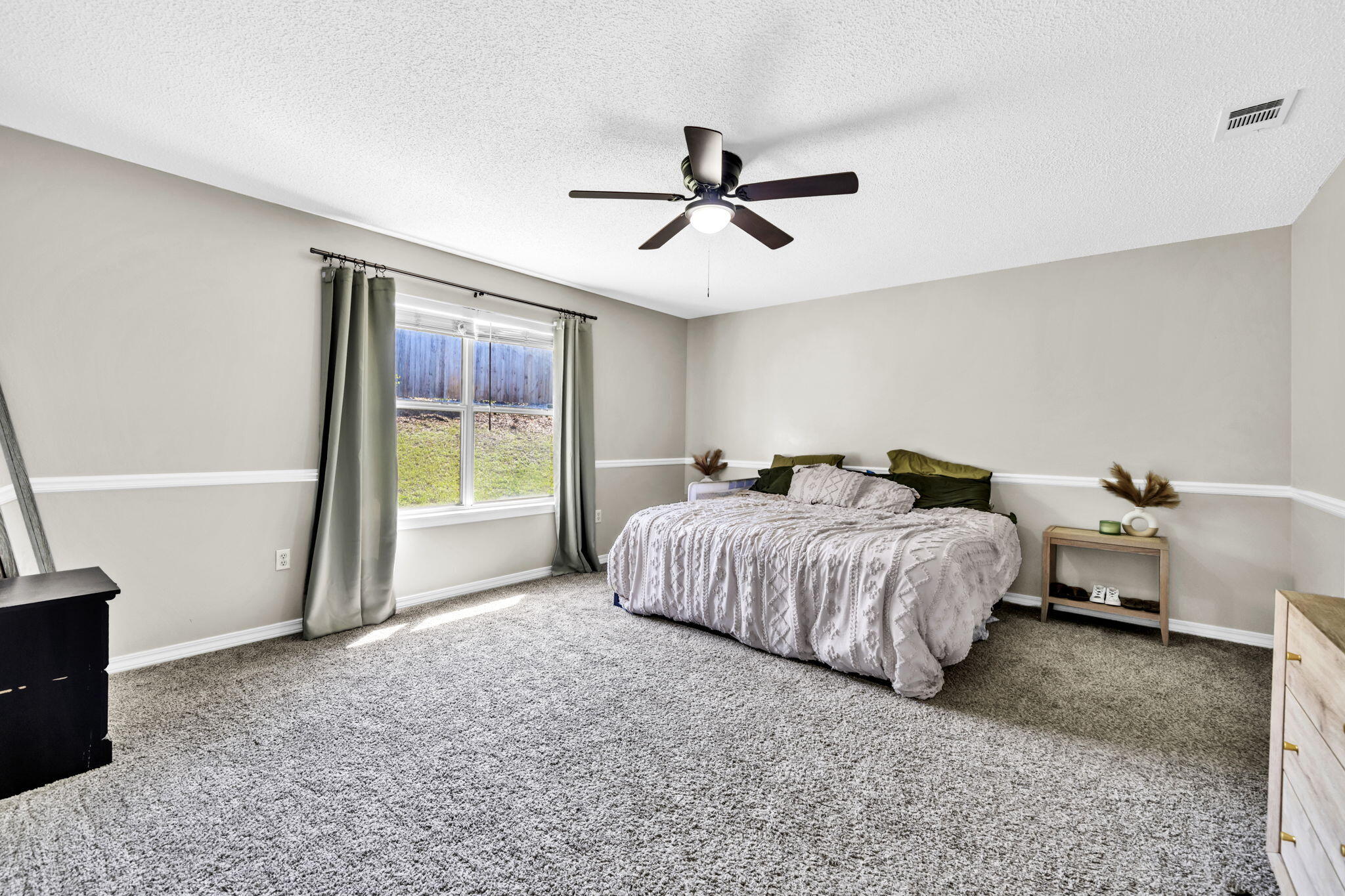 NORTHVIEW ESTATES 7TH ADDN - Residential