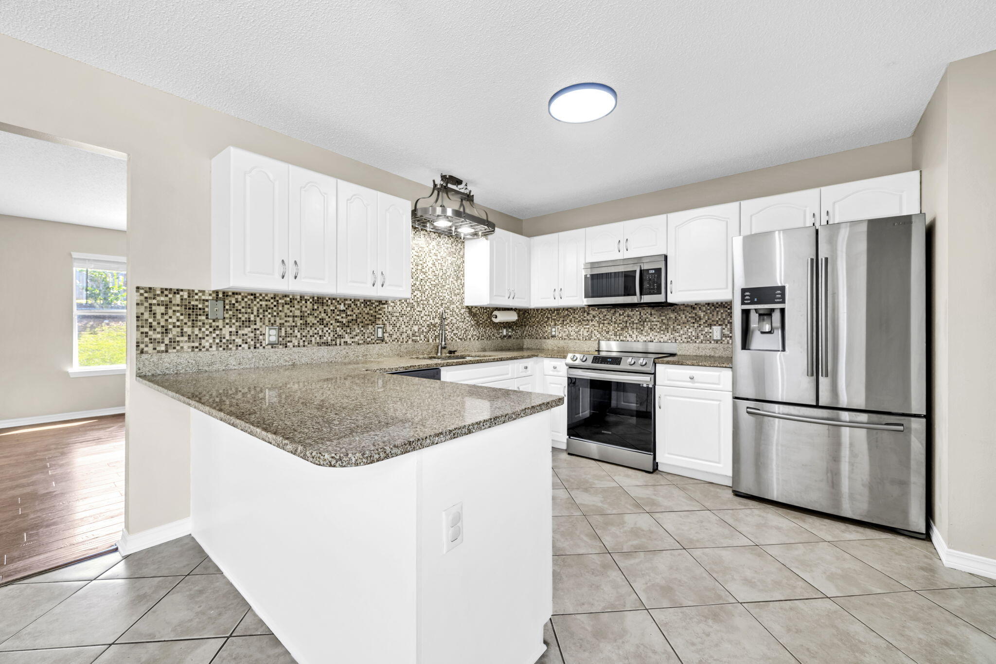 NORTHVIEW ESTATES 7TH ADDN - Residential