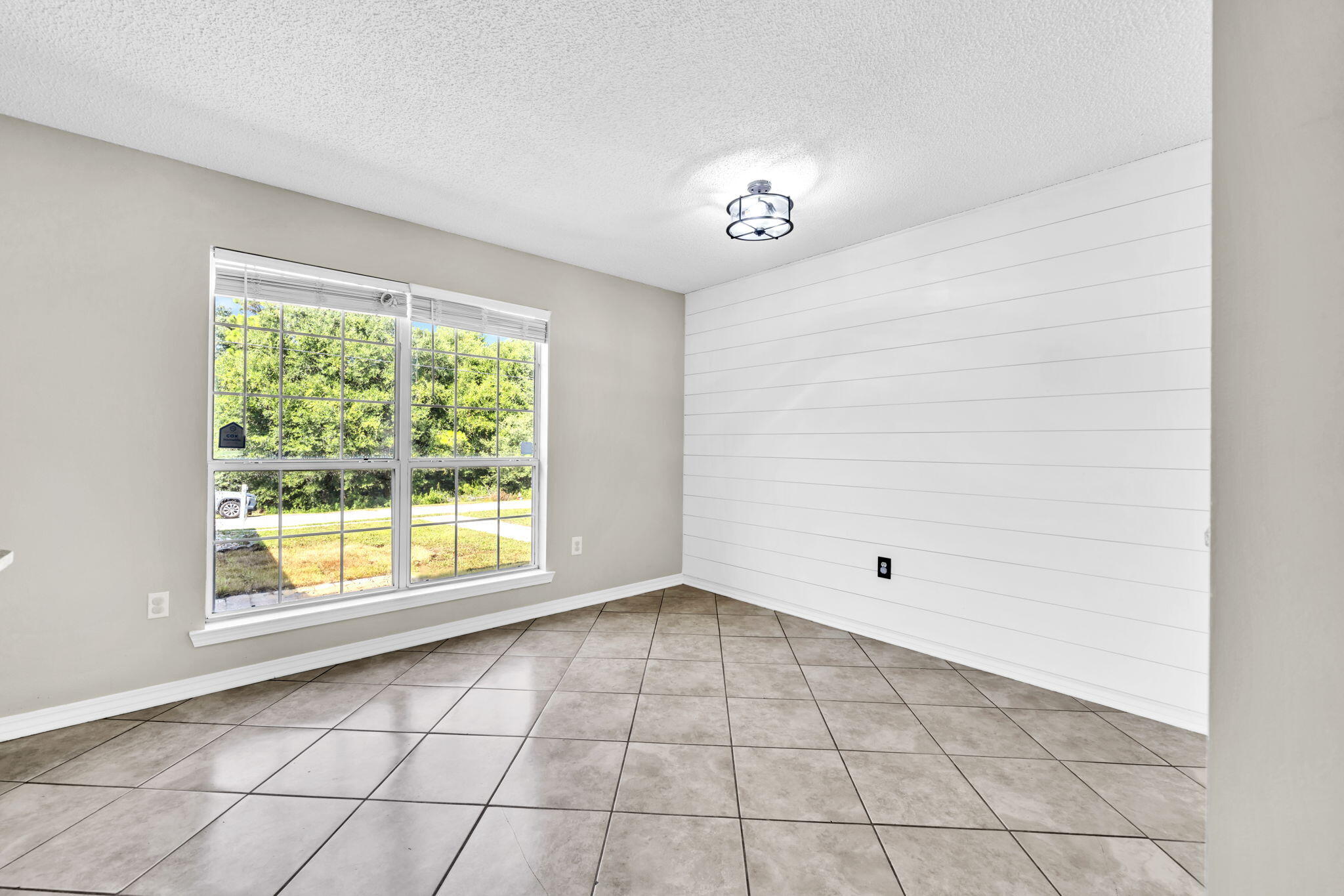 NORTHVIEW ESTATES 7TH ADDN - Residential