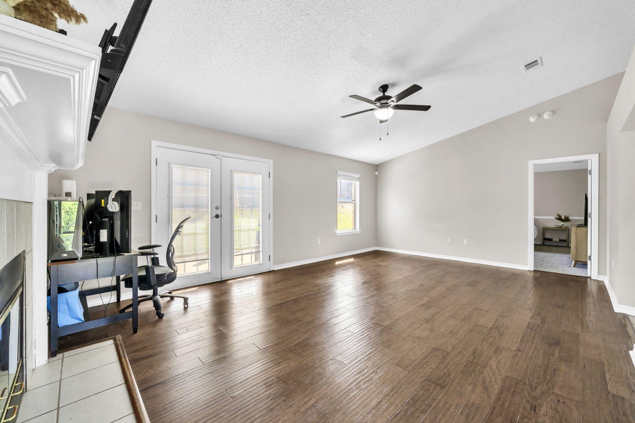 NORTHVIEW ESTATES 7TH ADDN - Residential