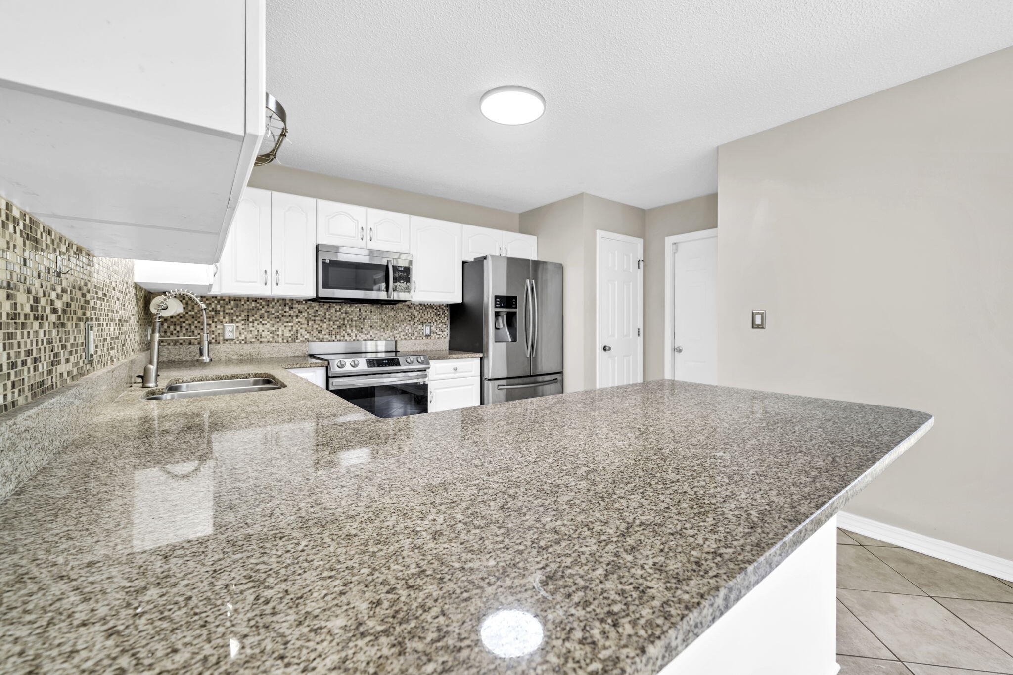NORTHVIEW ESTATES 7TH ADDN - Residential