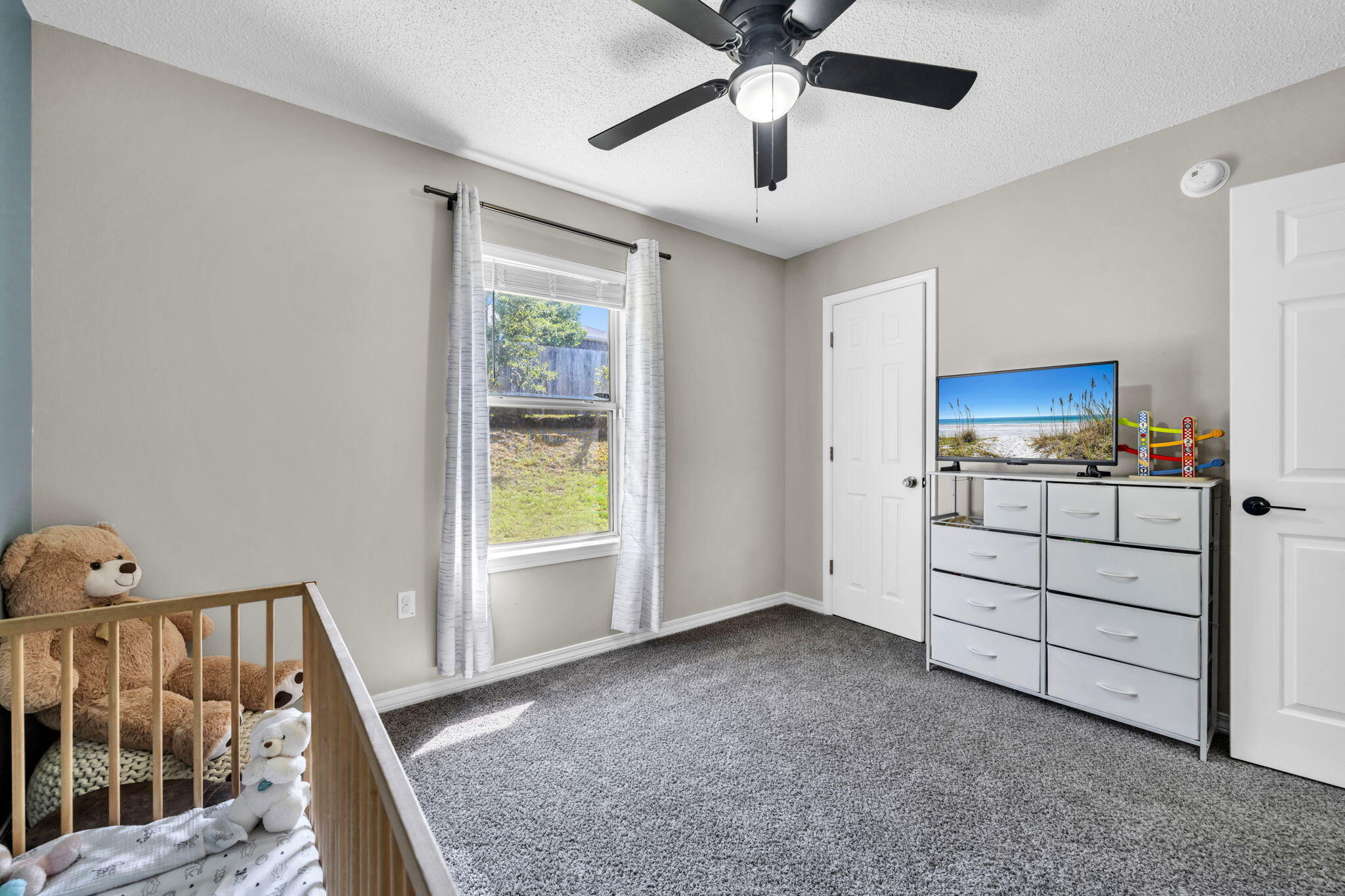 NORTHVIEW ESTATES 7TH ADDN - Residential