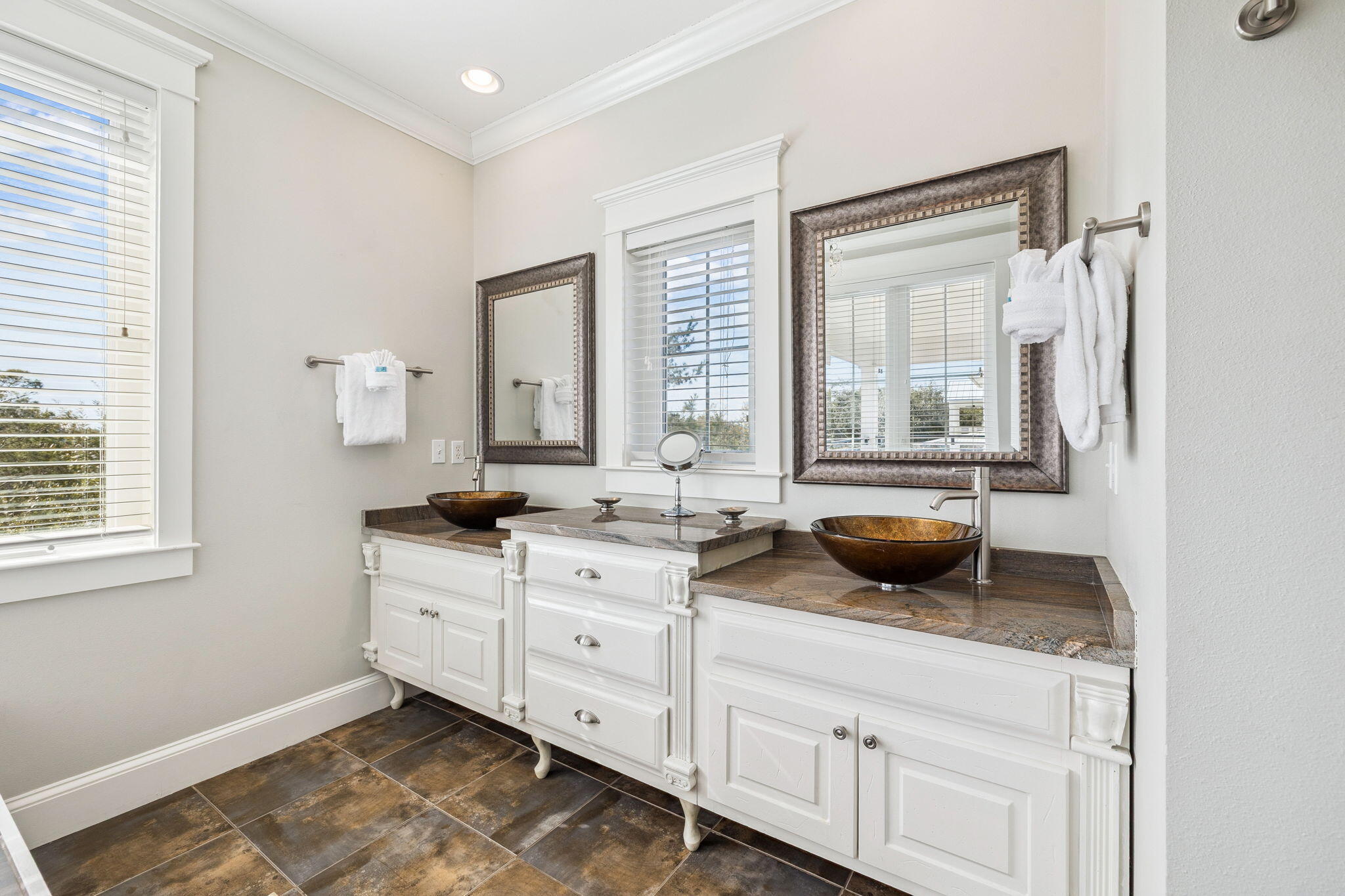 HIGHLAND PARKS - Residential