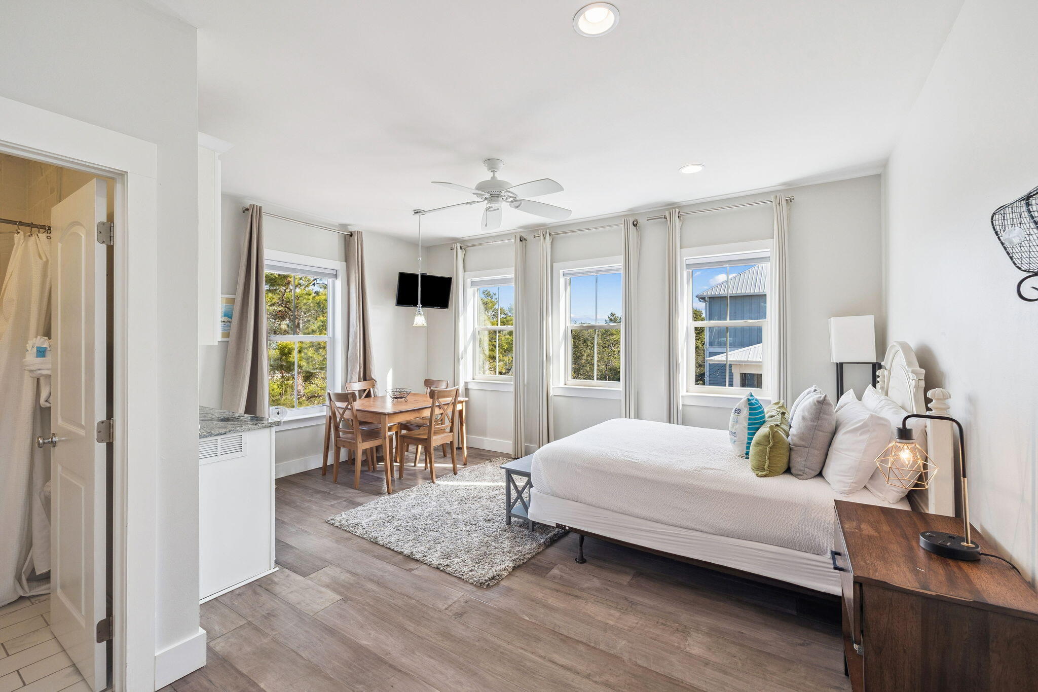 HIGHLAND PARKS - Residential