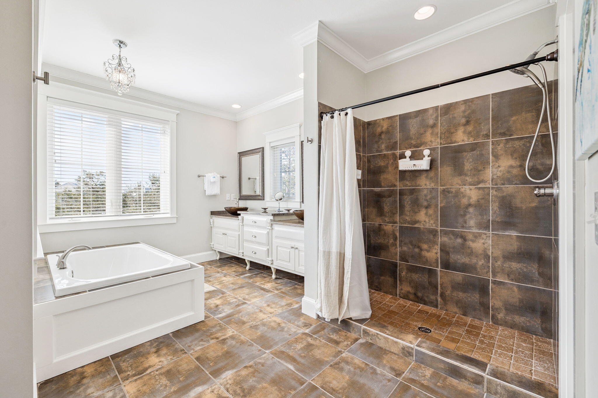 HIGHLAND PARKS - Residential