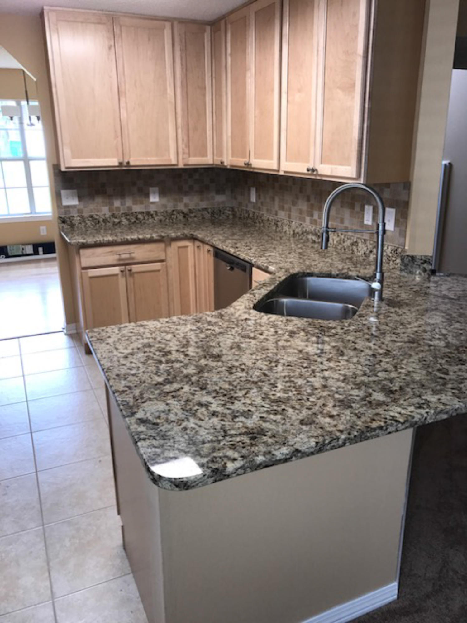 COLINA DEL ORO - Residential Lease