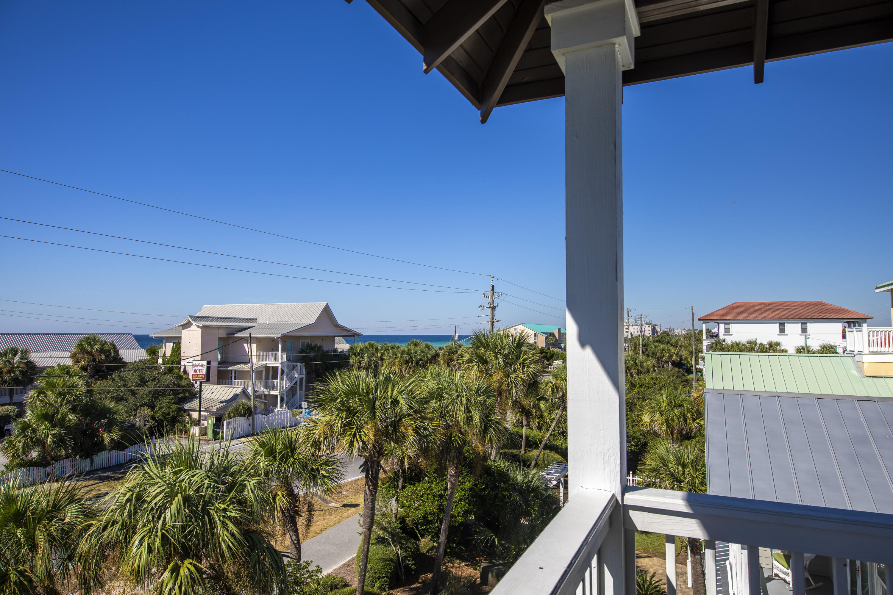 CRYSTAL BEACH - Residential