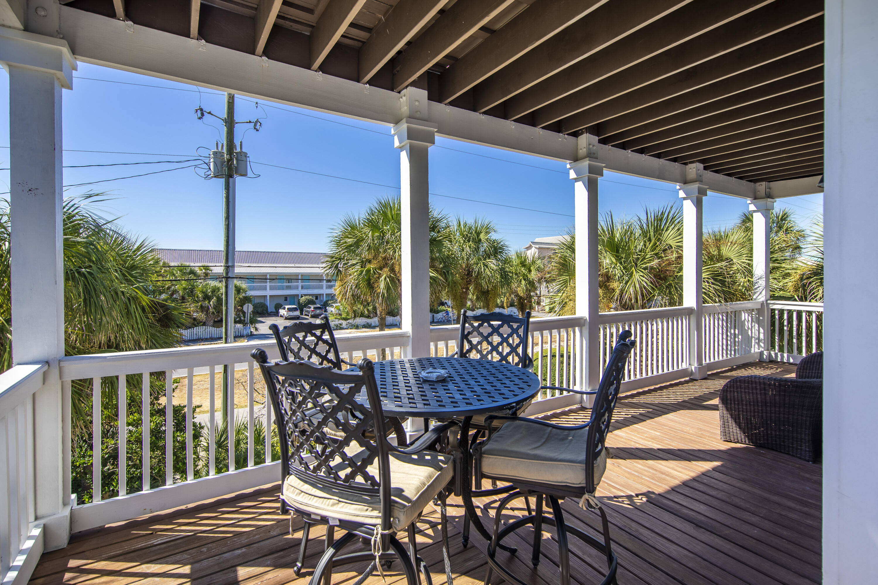 CRYSTAL BEACH - Residential