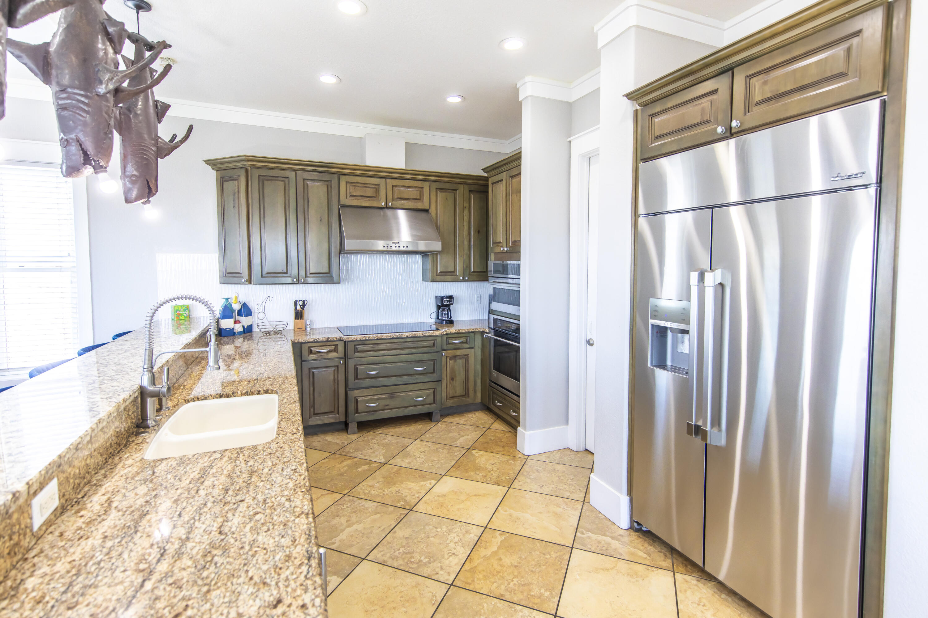 CRYSTAL BEACH - Residential