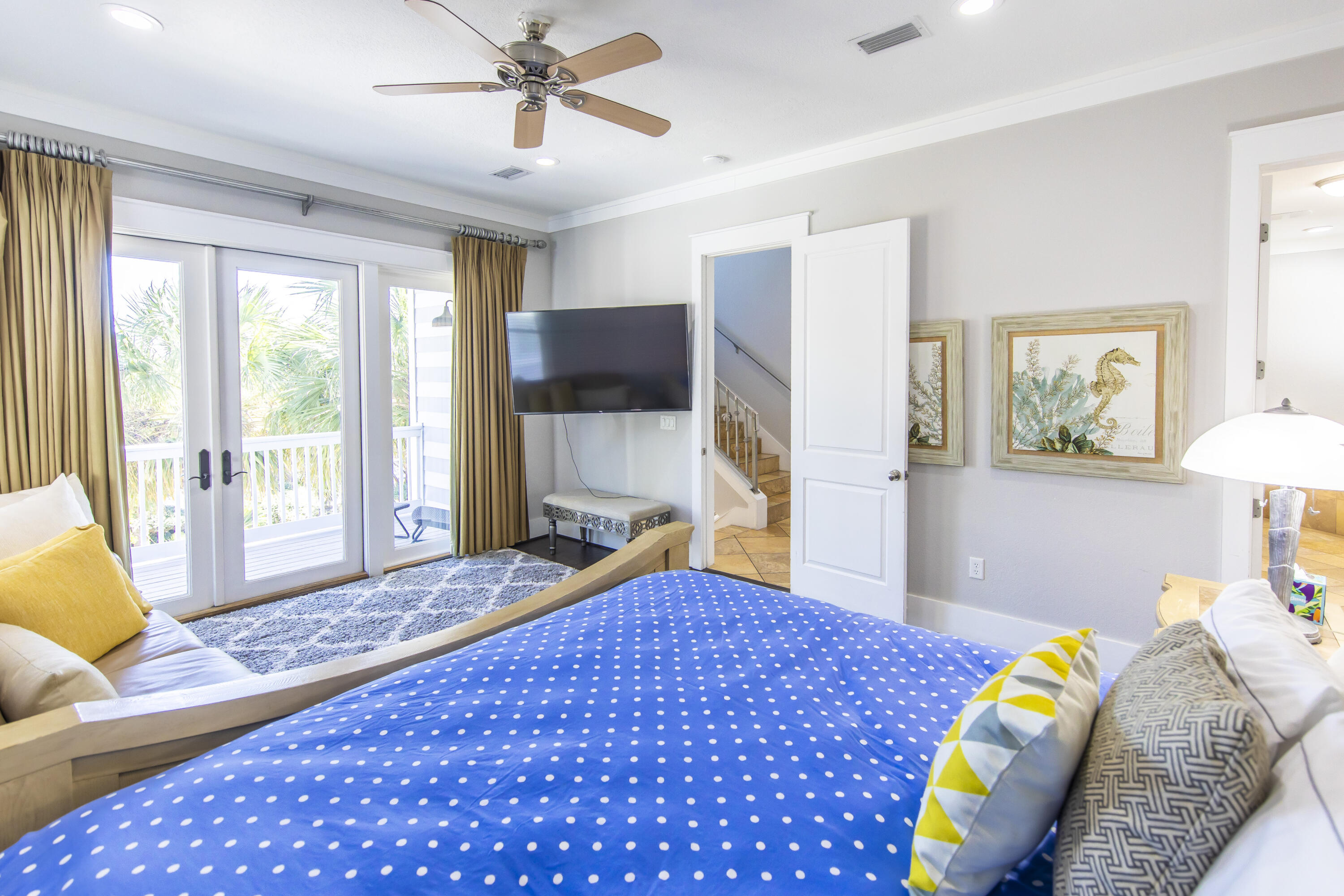 CRYSTAL BEACH - Residential