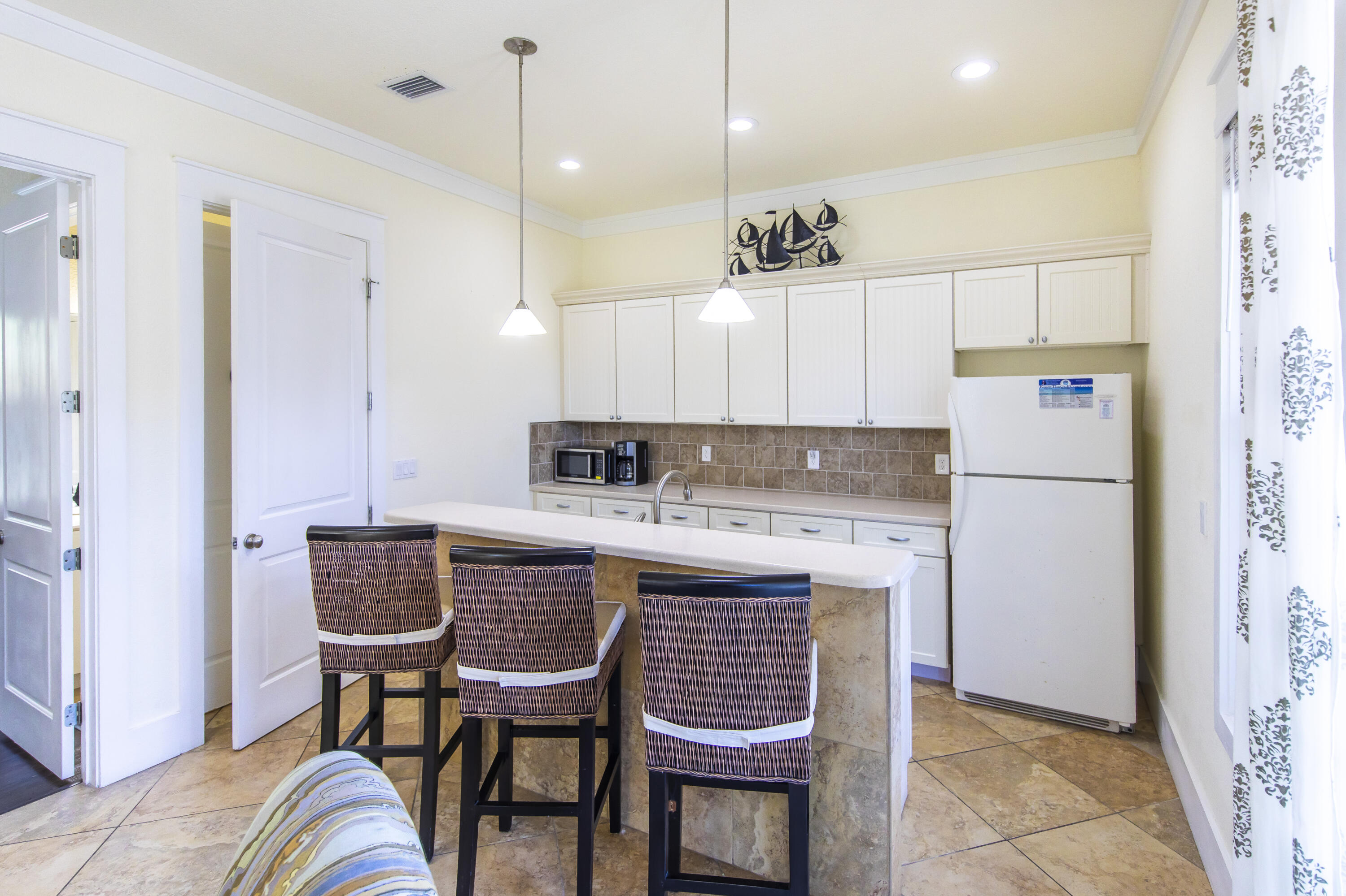 CRYSTAL BEACH - Residential