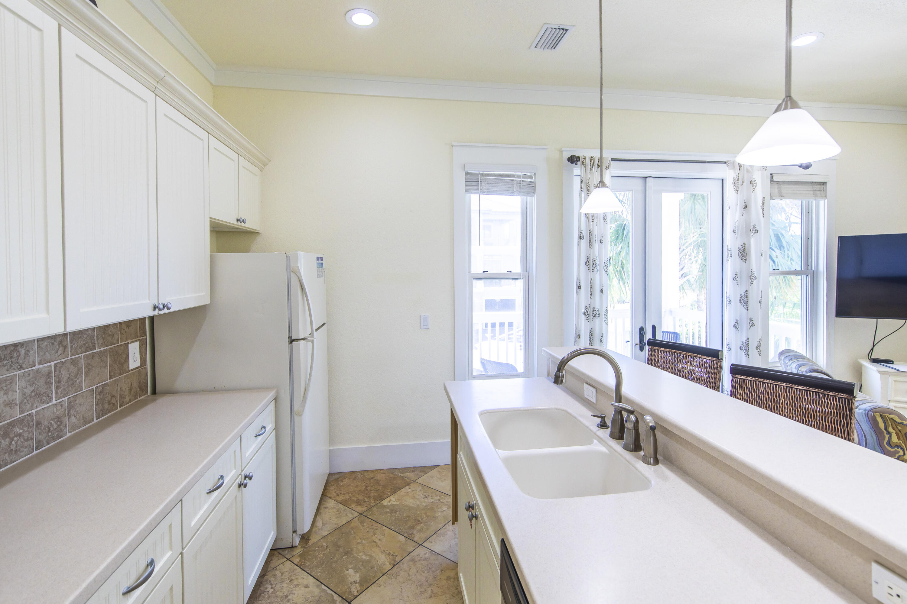 CRYSTAL BEACH - Residential
