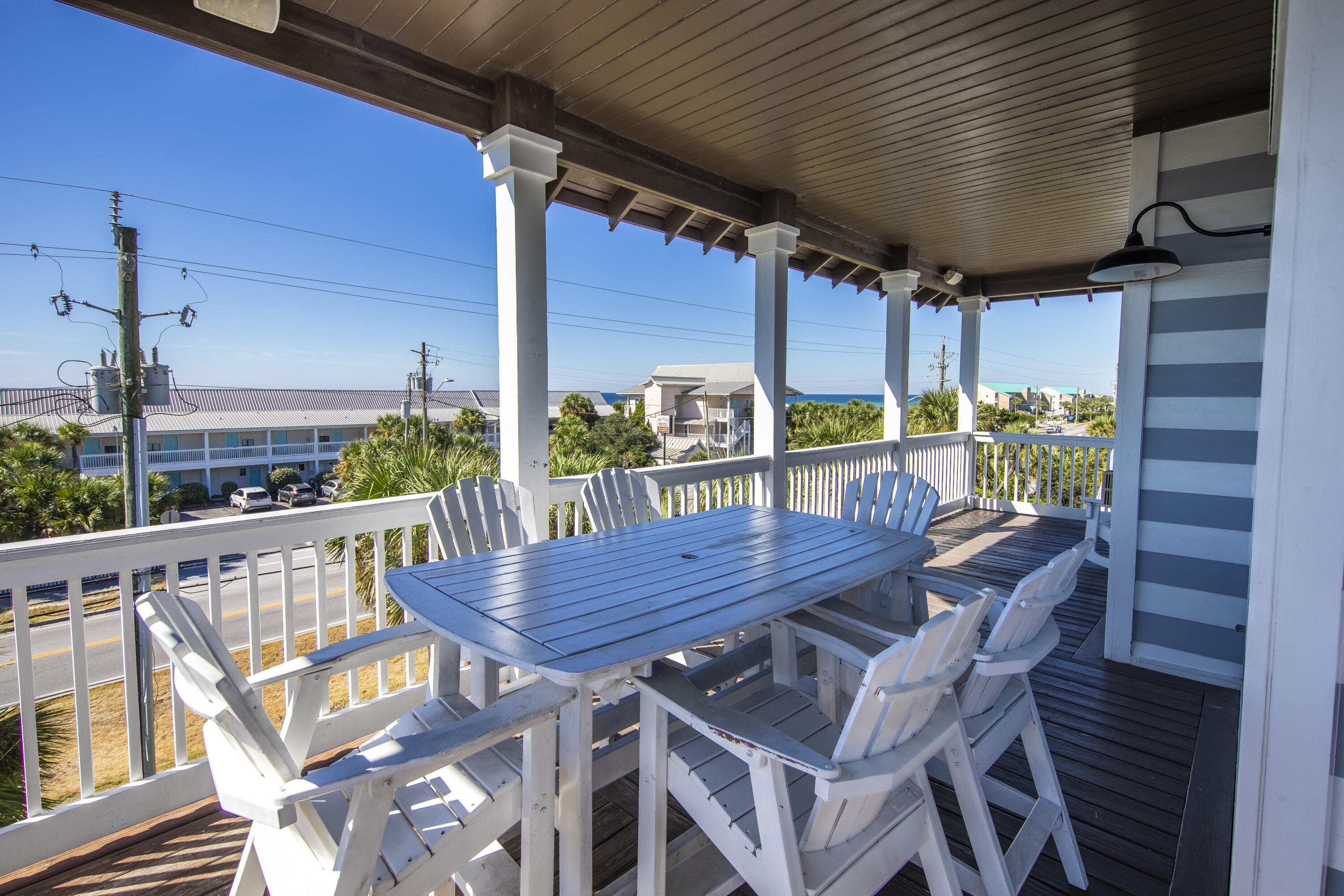 CRYSTAL BEACH - Residential