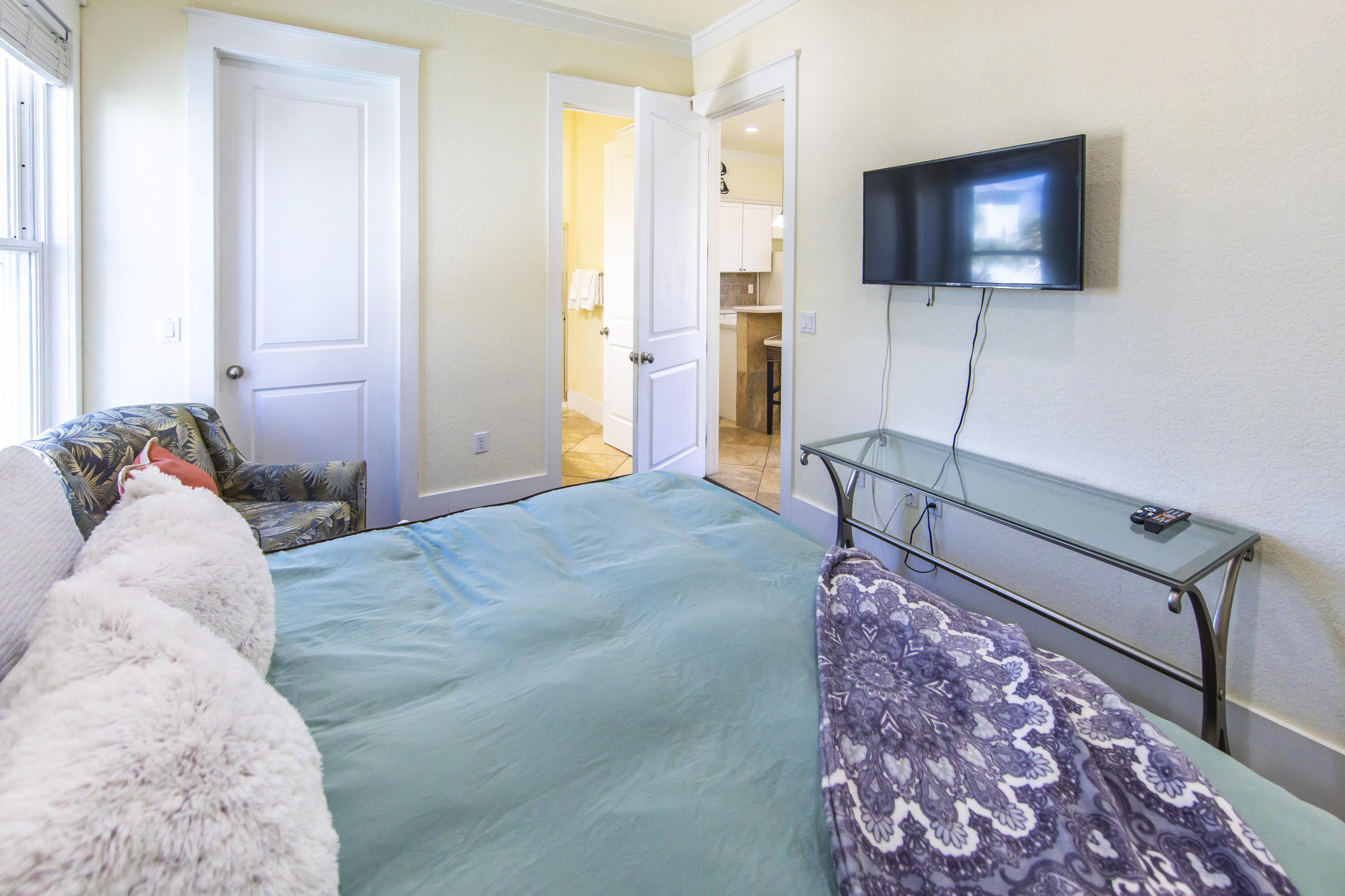 CRYSTAL BEACH - Residential