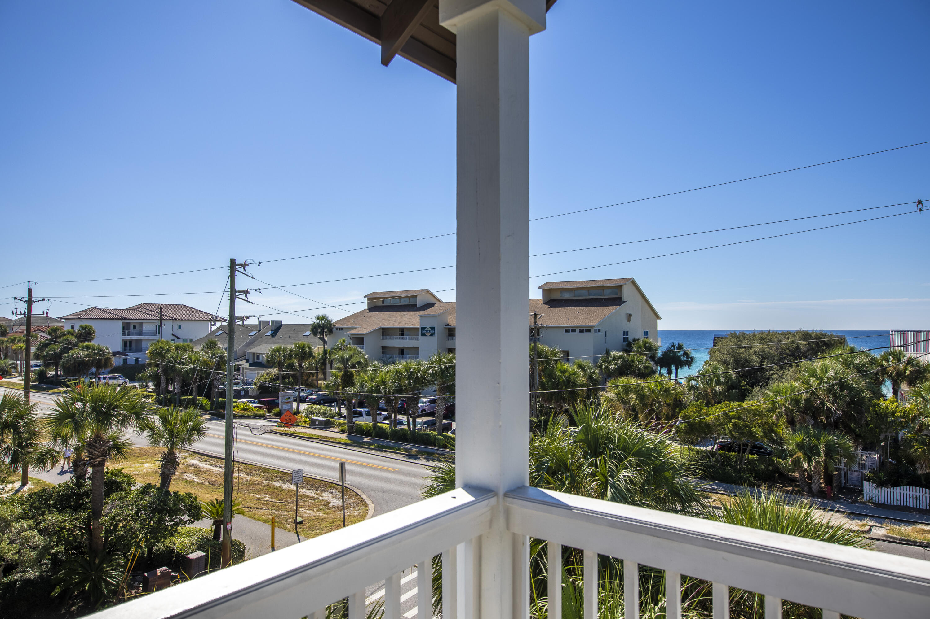 CRYSTAL BEACH - Residential