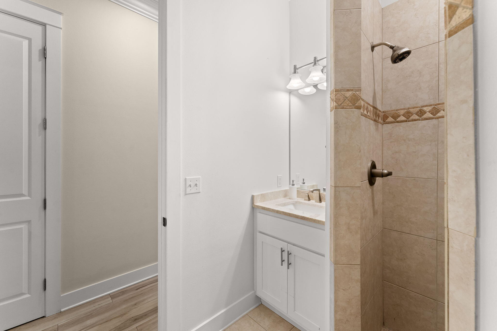 BOTANY BAYOU - Residential