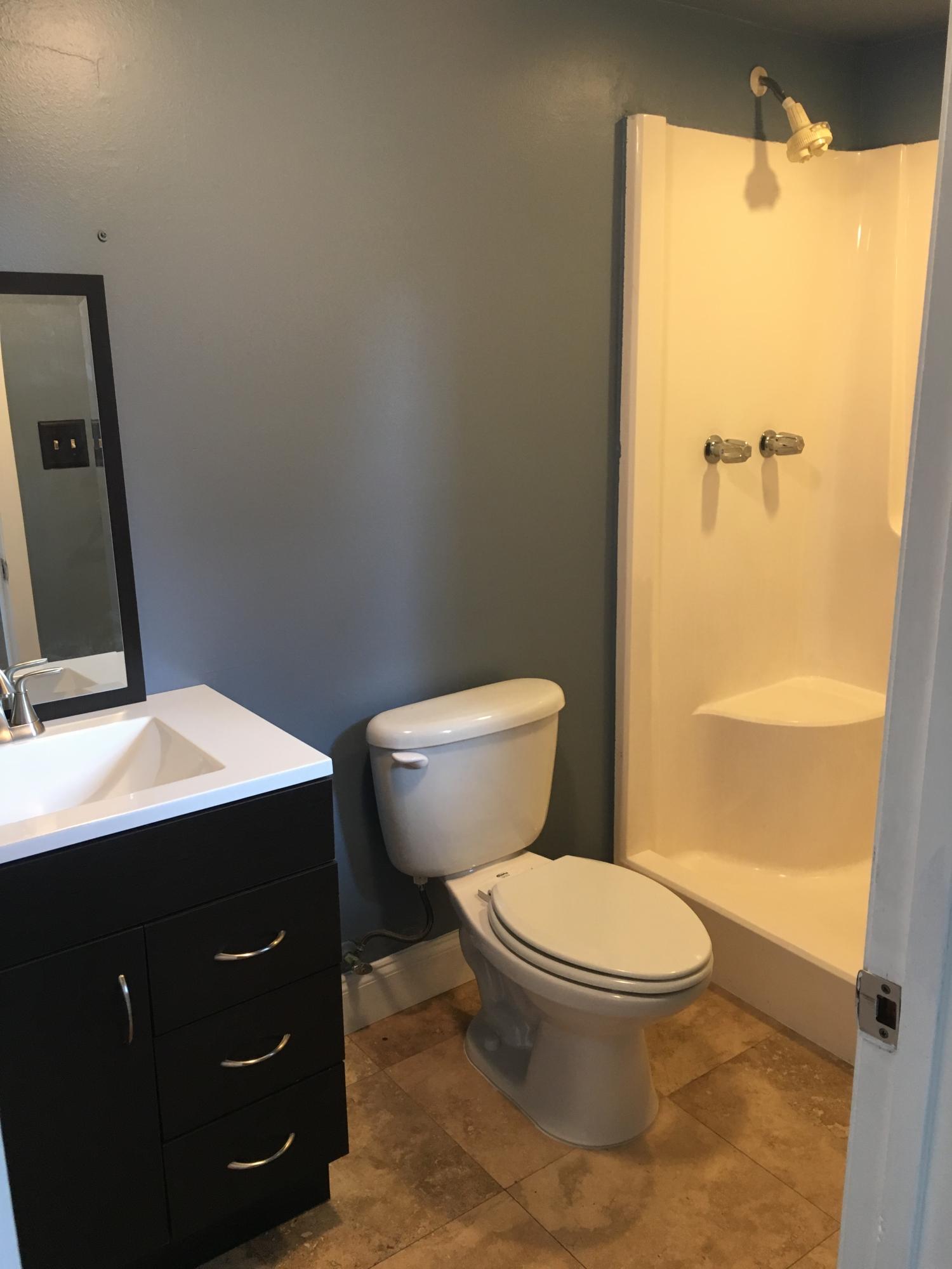 PINE RIDGE TRACE RE/SUB - Residential Lease