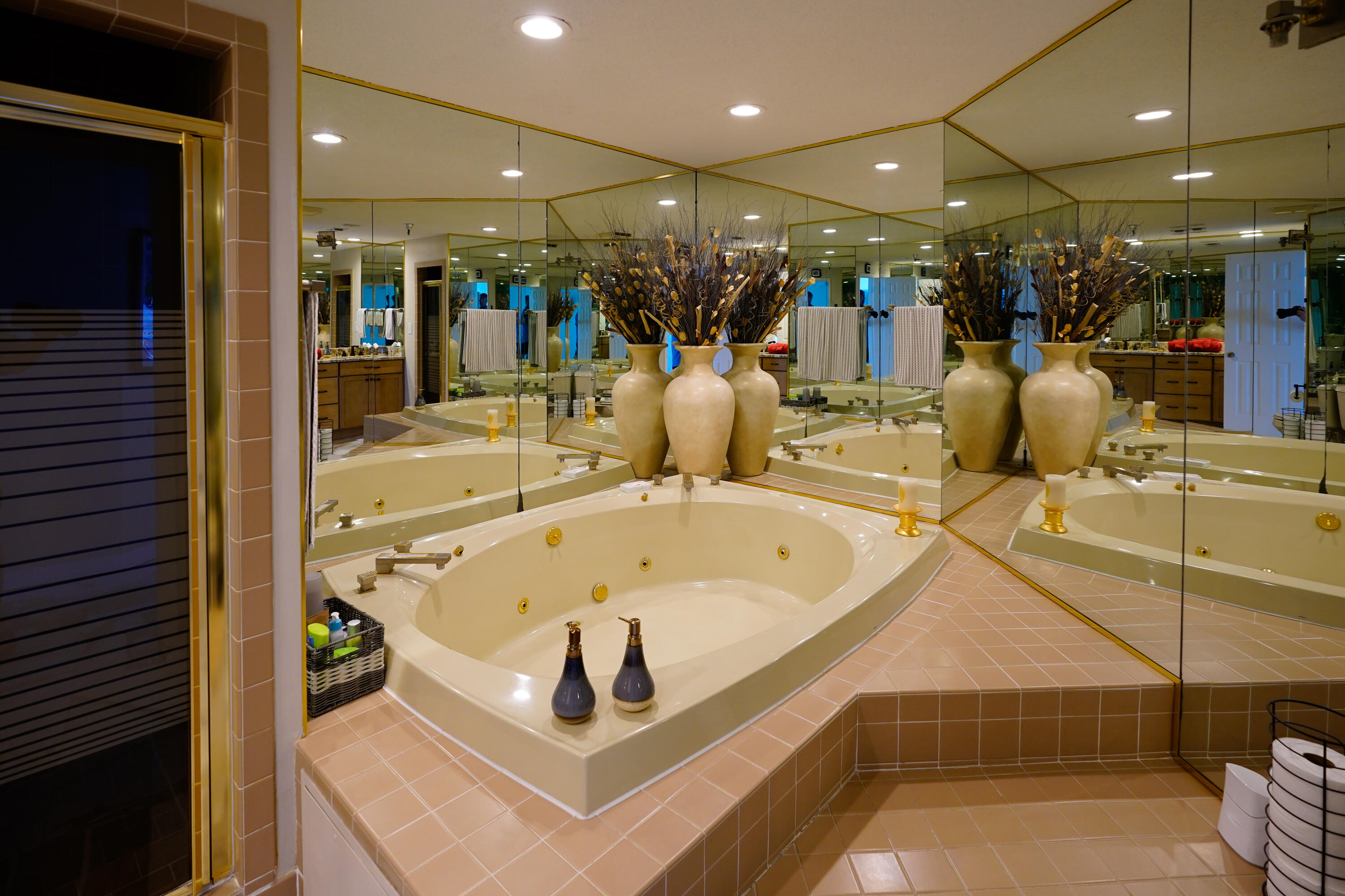 DESTIN YACHT CLUB - Residential Lease