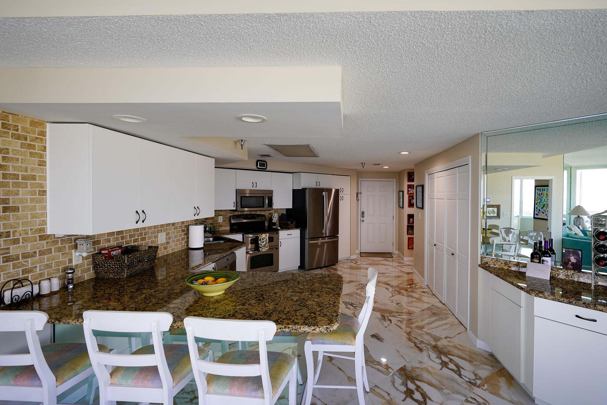 DESTIN YACHT CLUB - Residential Lease