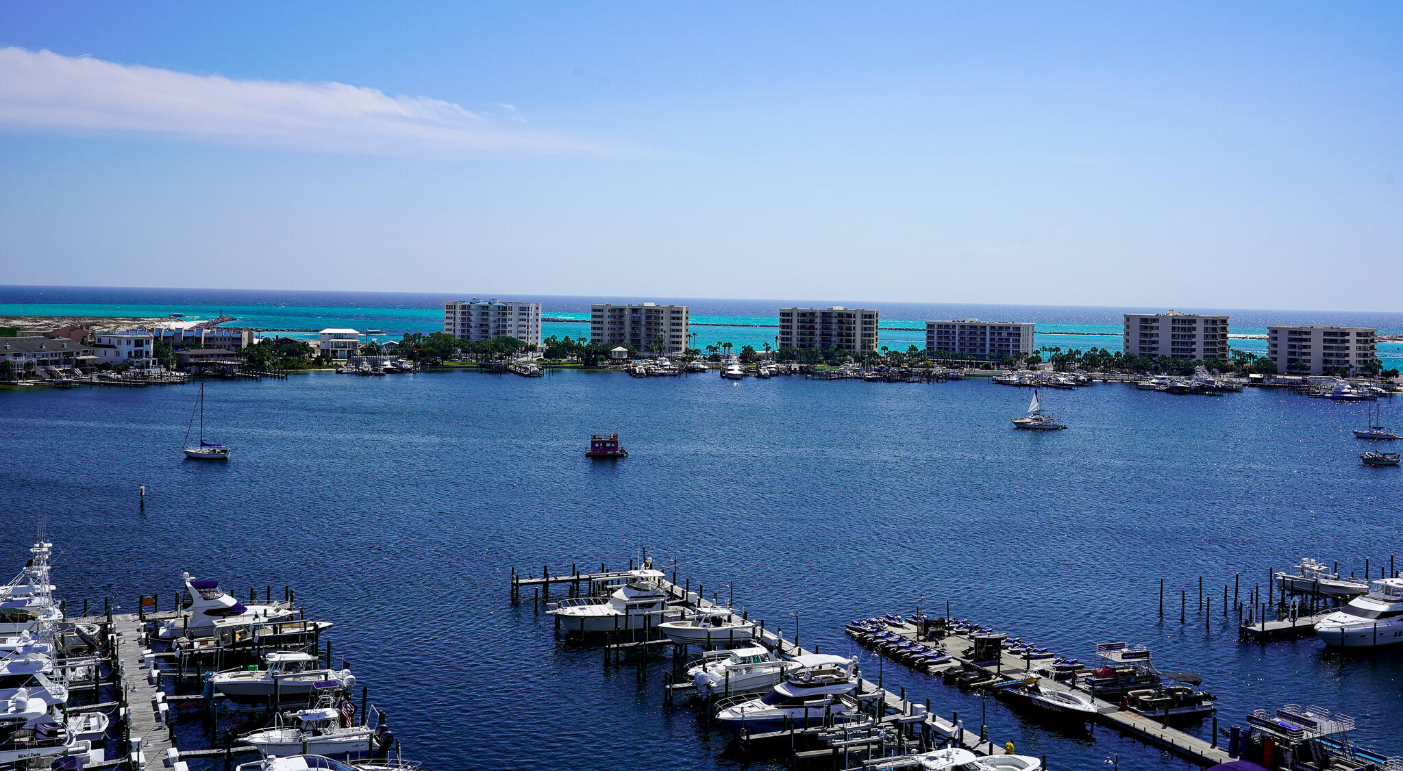 DESTIN YACHT CLUB - Residential Lease
